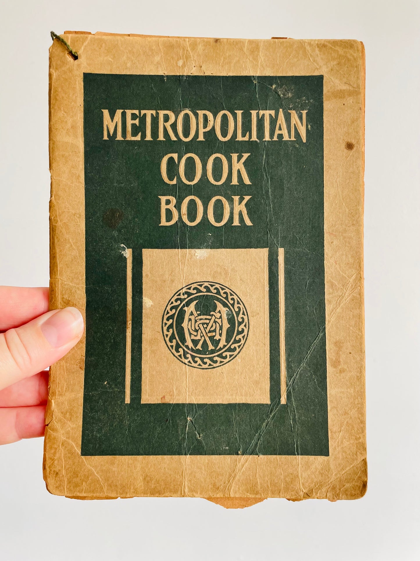 Antique Metropolitan Cookbook Paper Book - Printed & Distributed by the Metropolitan Life Insurance Company (1918)