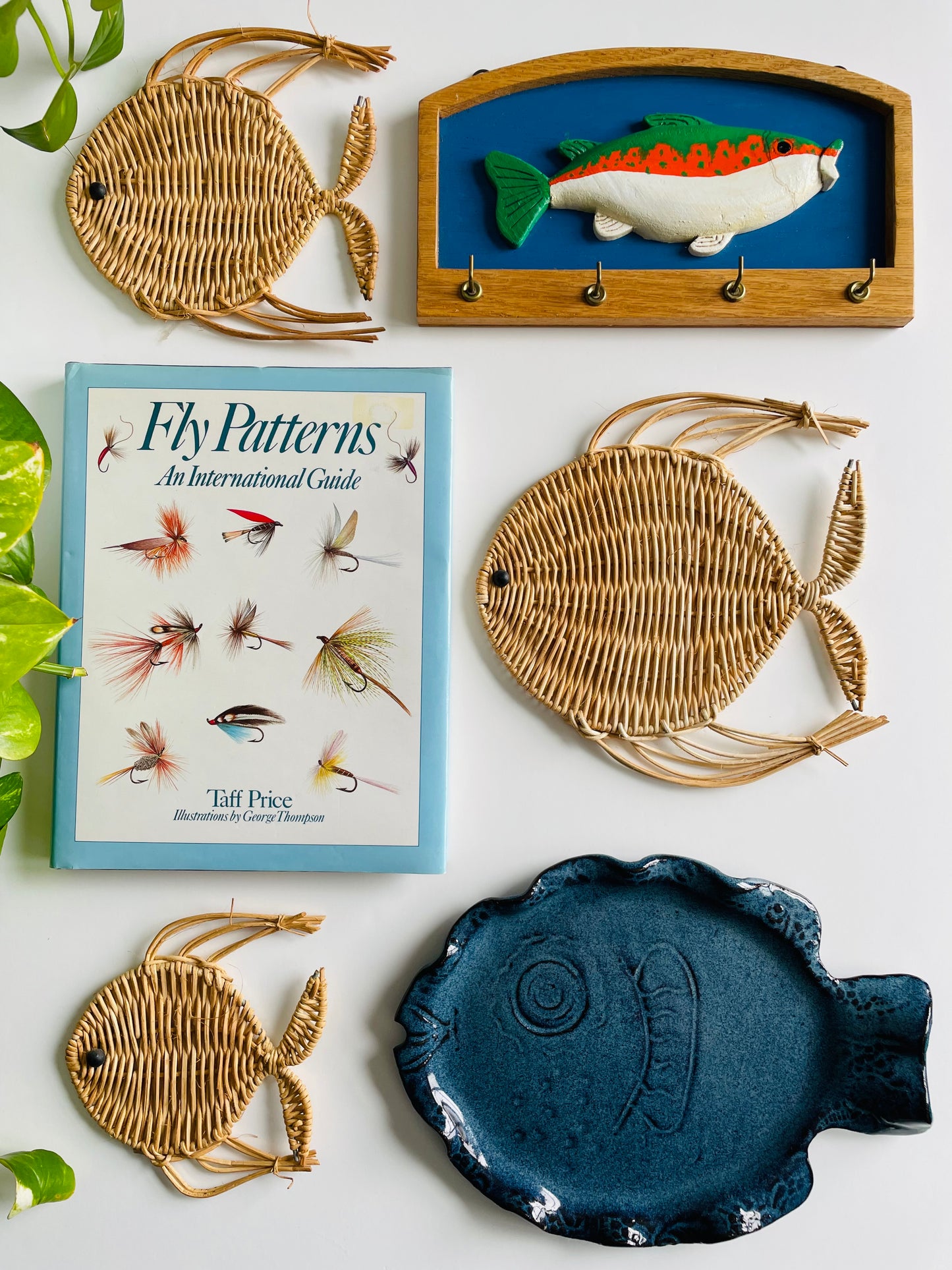 Vintage Handmade Wood Key Hook Rack with 4 Hooks - Brightly Coloured Rainbow Trout Fish Design - Artist Signed (2000)