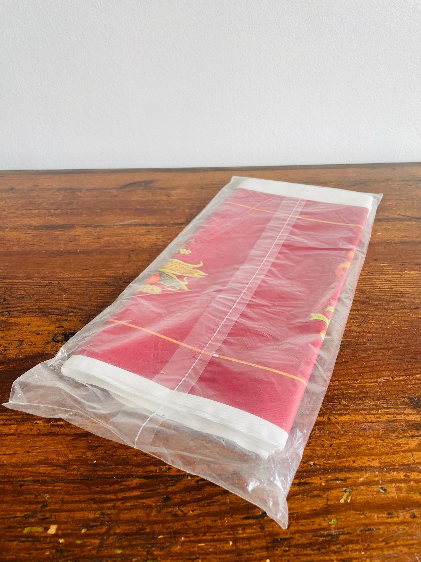 Brand New Vintage Carlton Cards Thanksgiving Plastic Tablecloth Tablecover
