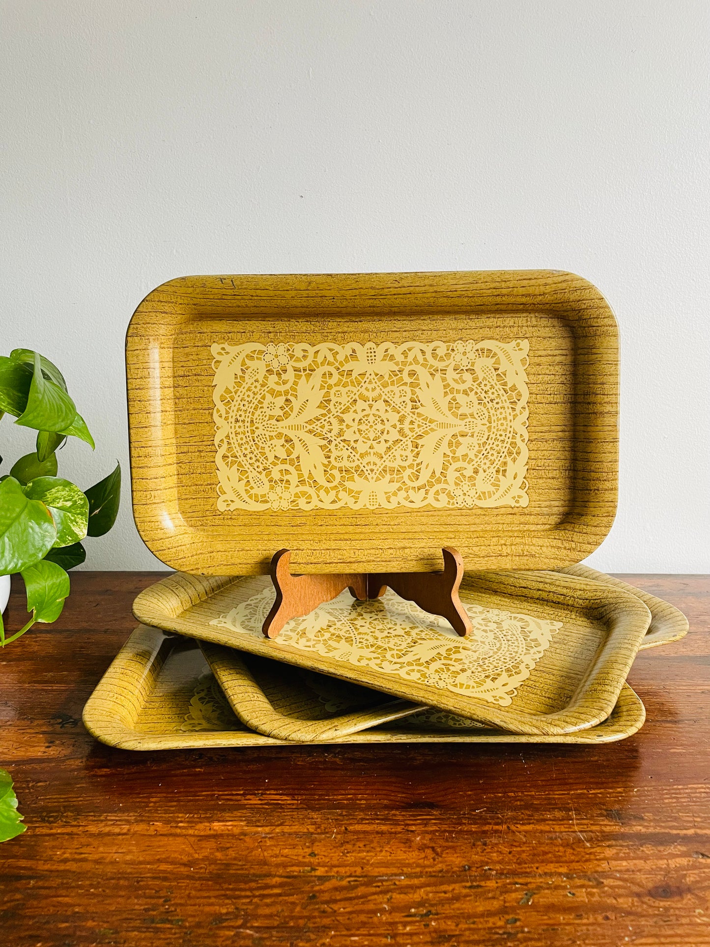 Faux Wood & Doily Design Tin Metal Individual Serving Trays - Set of 4