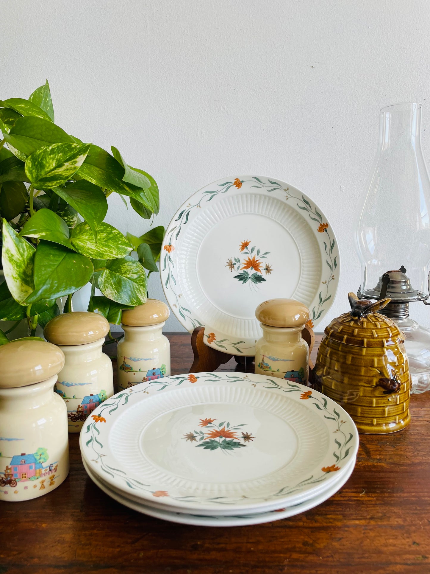 Adams Real English Ironstone Micratex Side Dish 8" Plates - Bittersweet Flower Pattern - Set of 4