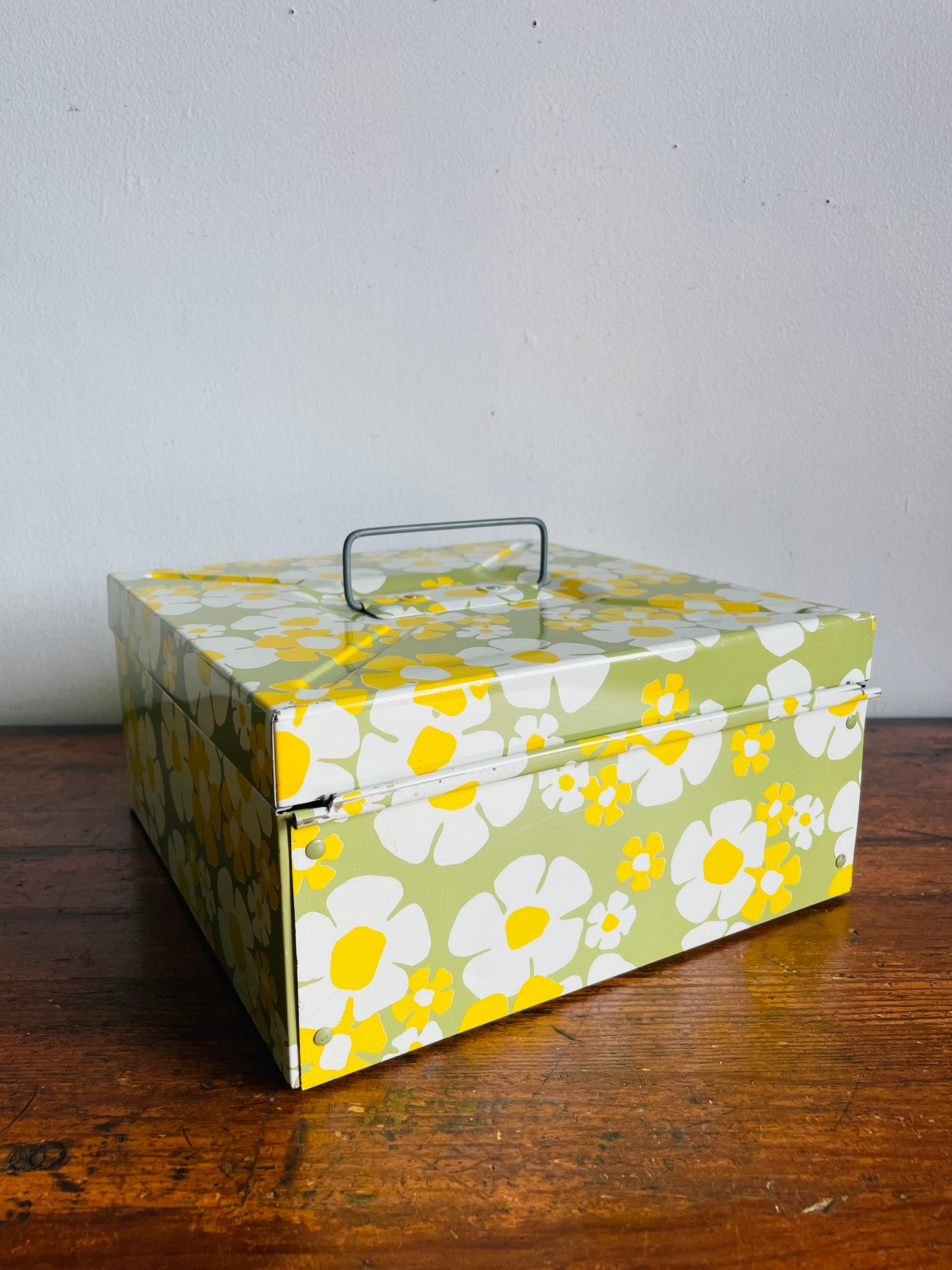 Vintage Flower Power Metal Filing Storage Box with Handle & Latch to Close - Has a Movable Tray Divider Inside