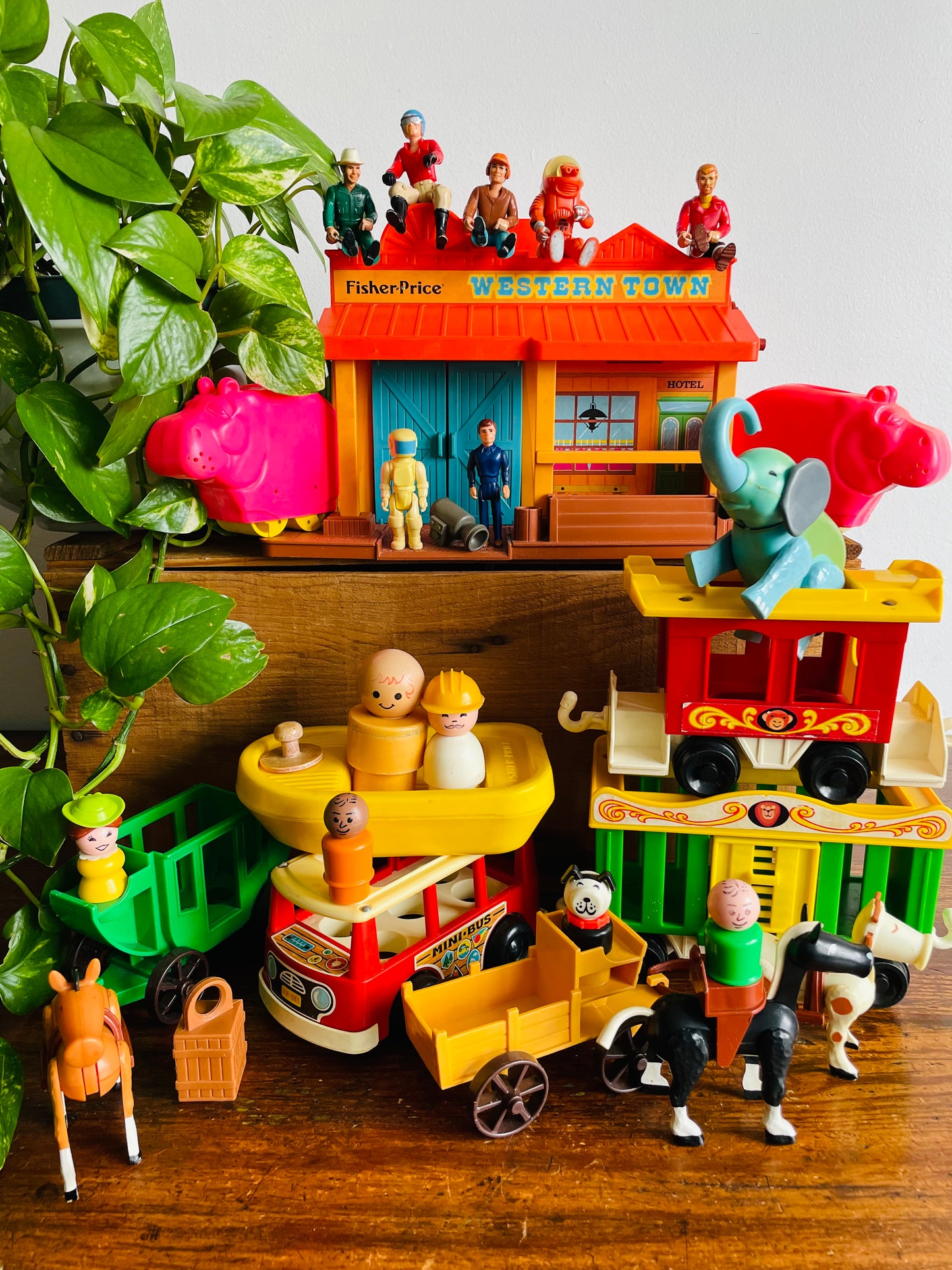 1984-1985 Fisher Price Construx Articulated Action Figures - Space Reactor, Astronaut & #6140 Road Rig Man