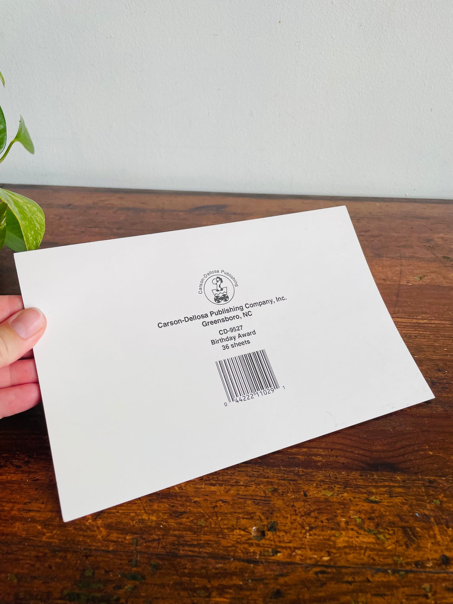 Vintage School Teacher Classroom Supplies - Blank Happy Birthday Certificate Notepad - 15 Sheets - Carson-Dellosa Publishing Co.