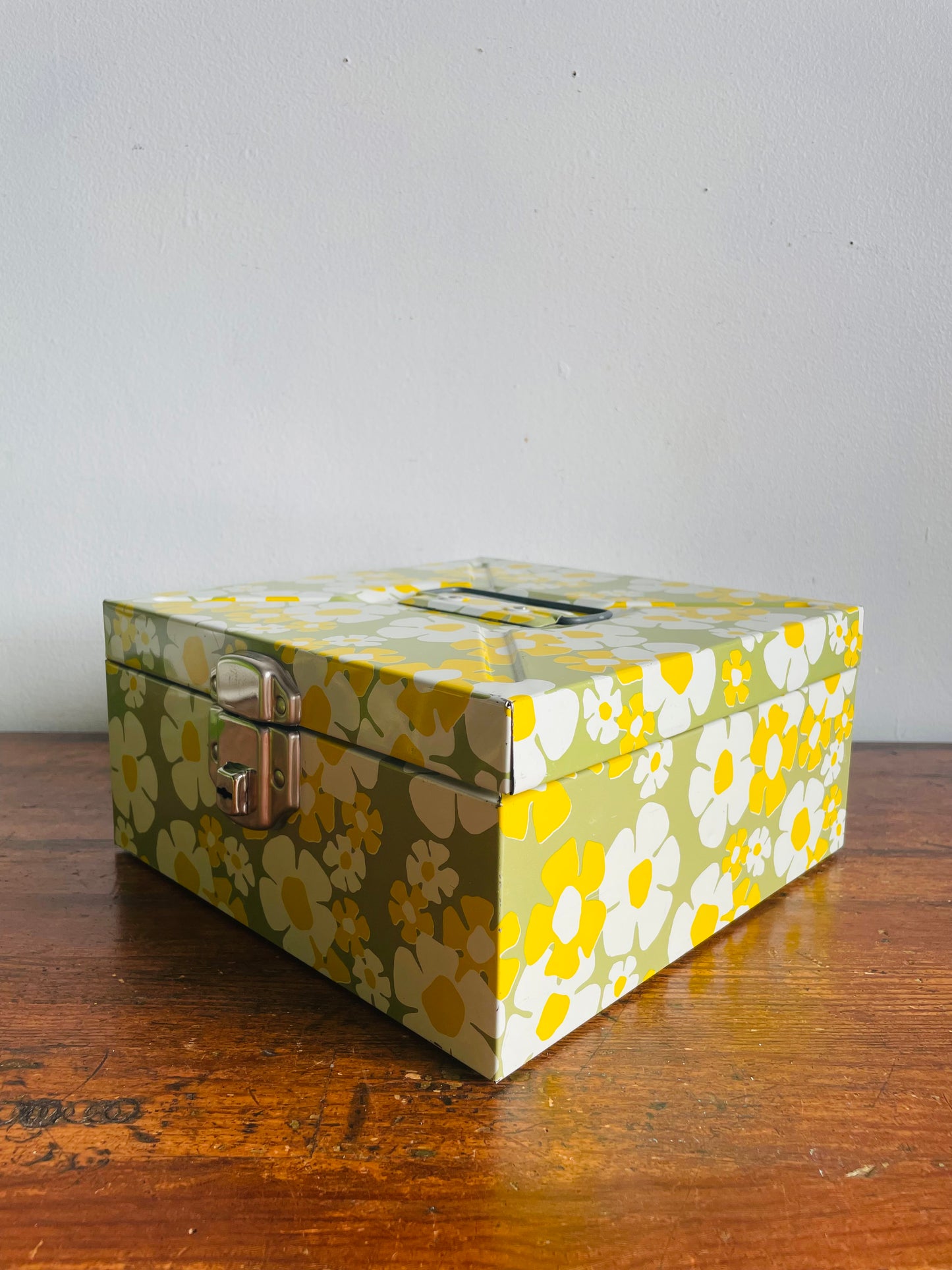 Vintage Flower Power Metal Filing Storage Box with Handle & Latch to Close - Has a Movable Tray Divider Inside