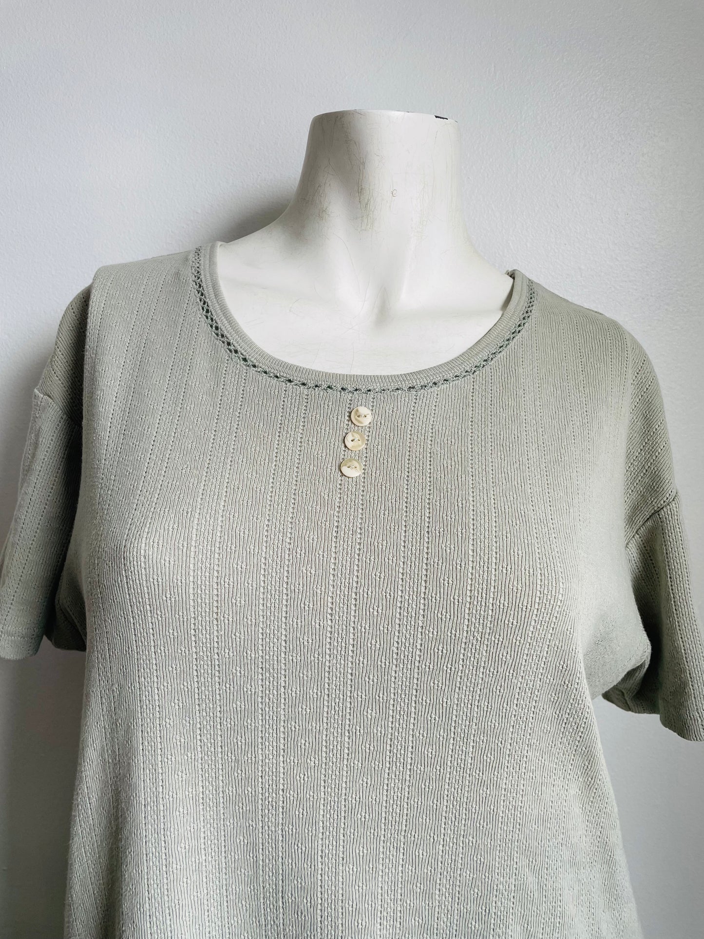 Oblige 100% Cotton Sage Green Cottagecore T-Shirt - Made in Hong Kong - Size Small