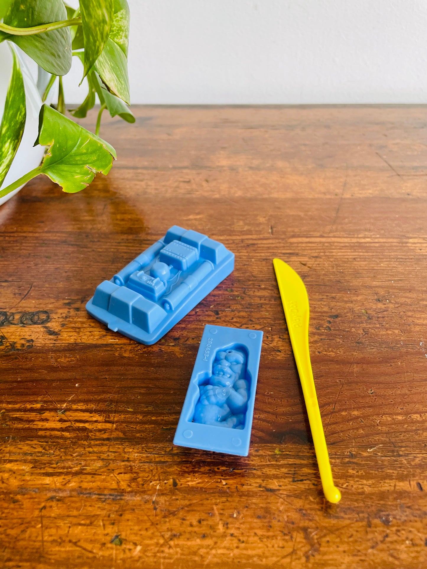 1987 Kenner The Real Ghostbusters Play-Doh Mold Accessories - Set of 3 Pieces - Ecto Roof & Ghost Mold