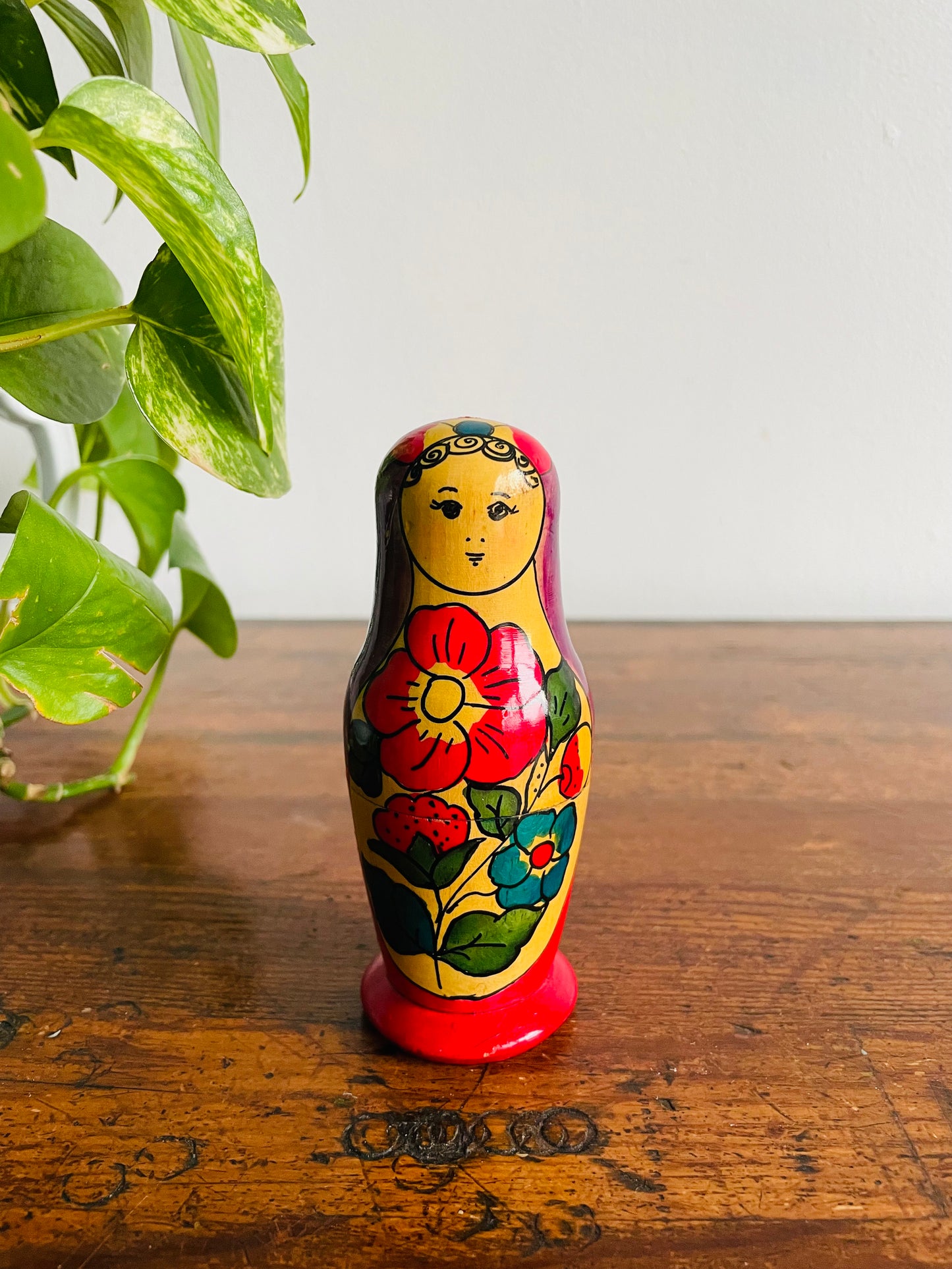 Russian Matryoshka Nesting Dolls - Set of 3 Dolls