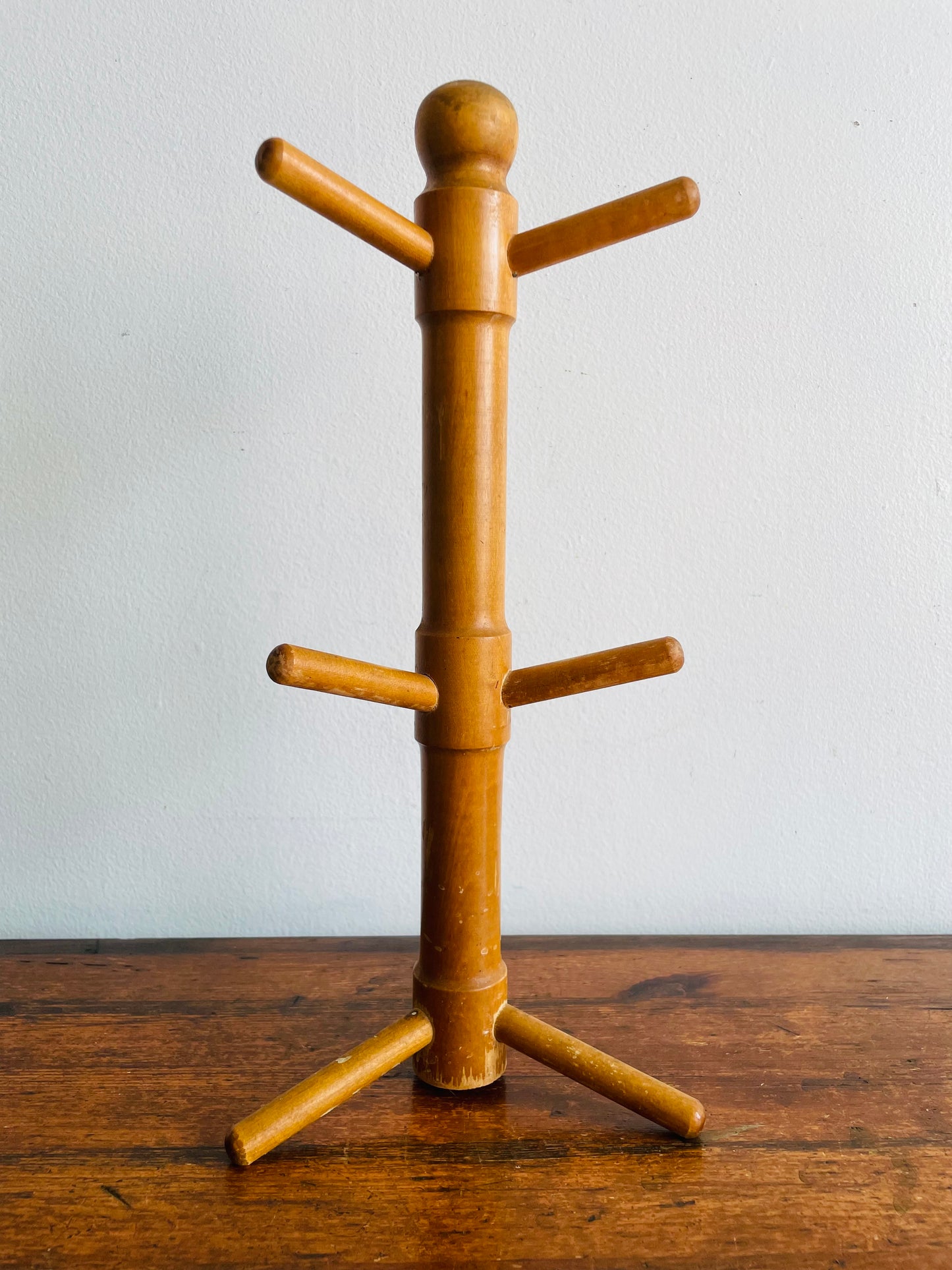 Wood Mug Tree Holder Rack with 6 Arms