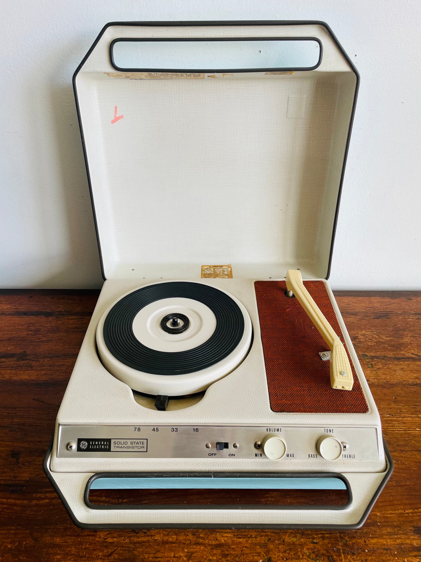 Vintage 1966 Super Cute General Electric Solid State Transistor Portable Suitcase Record Player Model 11A62 - Made in Canada - Tested / Works!