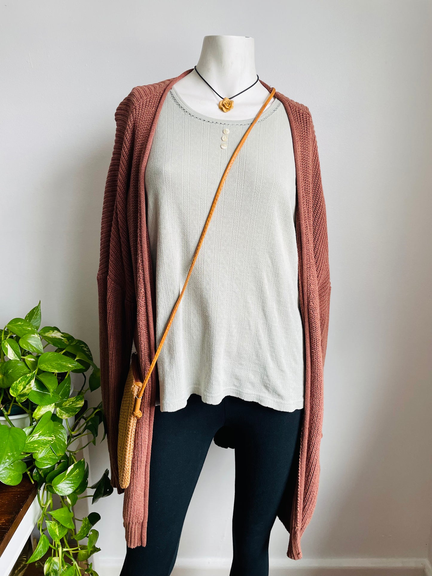 Oblige 100% Cotton Sage Green Cottagecore T-Shirt - Made in Hong Kong - Size Small