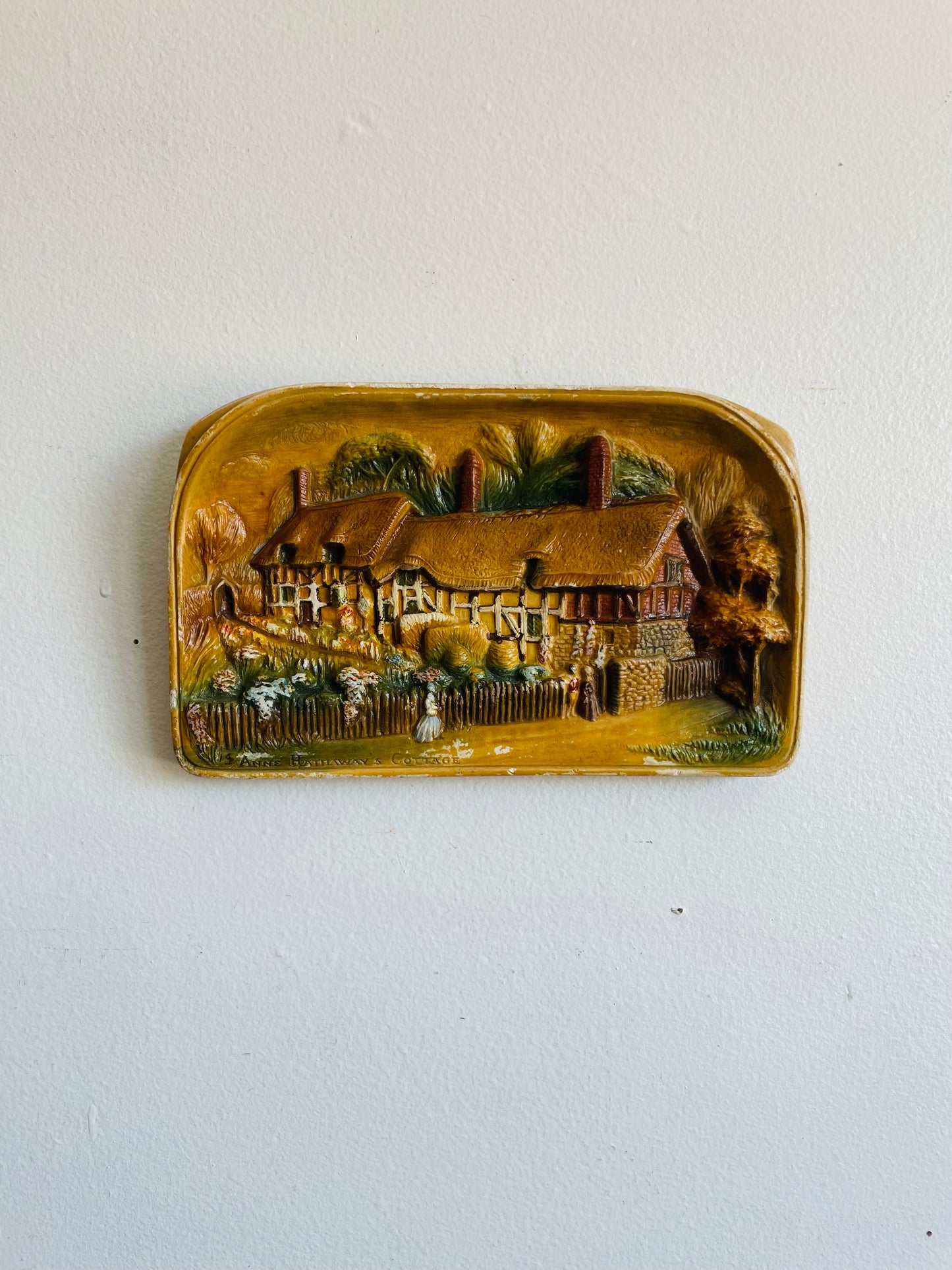 Anne Hathaway's Cottage Hand Painted Chalkware Wall Plaque - W. H. Bossons Limited - Made in England