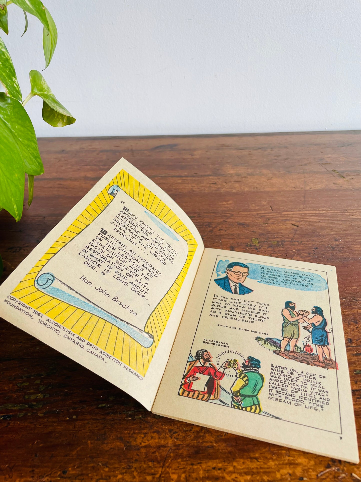 It's Best to Know About Alcohol - Paper Booklet (1961) - Published as a Public Service by the Alcoholism and Drug Addiction Research Foundation of Ontario