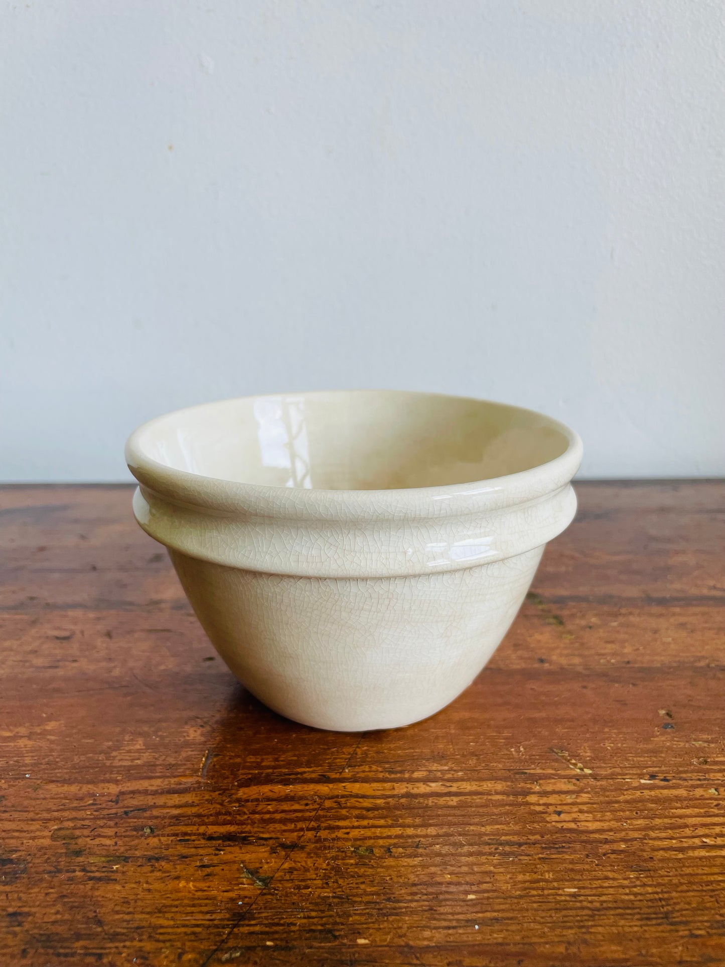 Vintage Crazed Patina White Pudding Bowl - Church Gresley England - T. G. Green & Co.