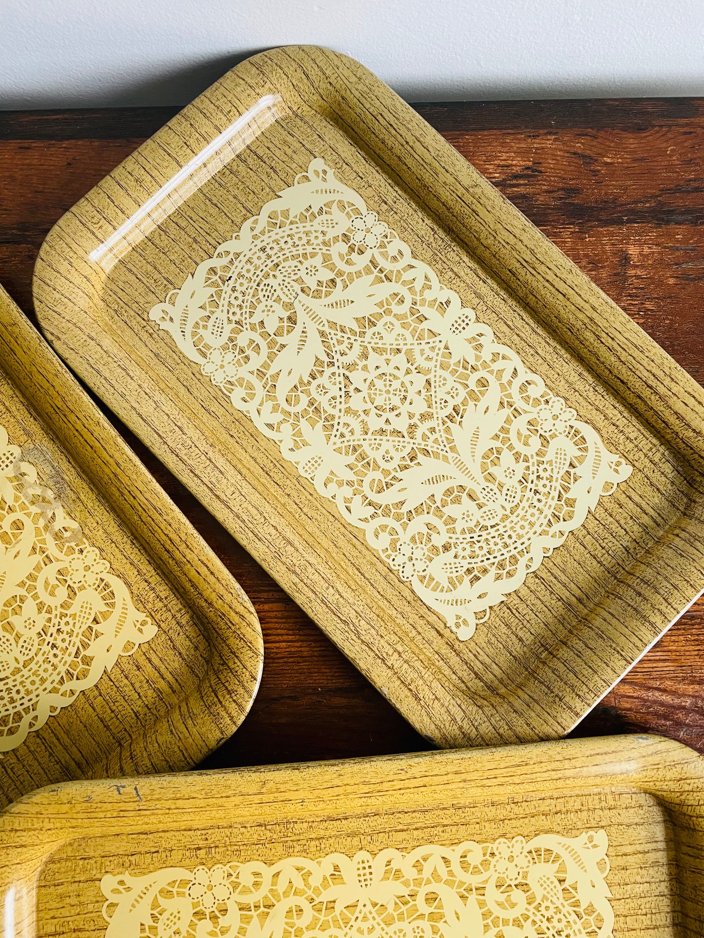 Faux Wood & Doily Design Tin Metal Individual Serving Trays - Set of 4