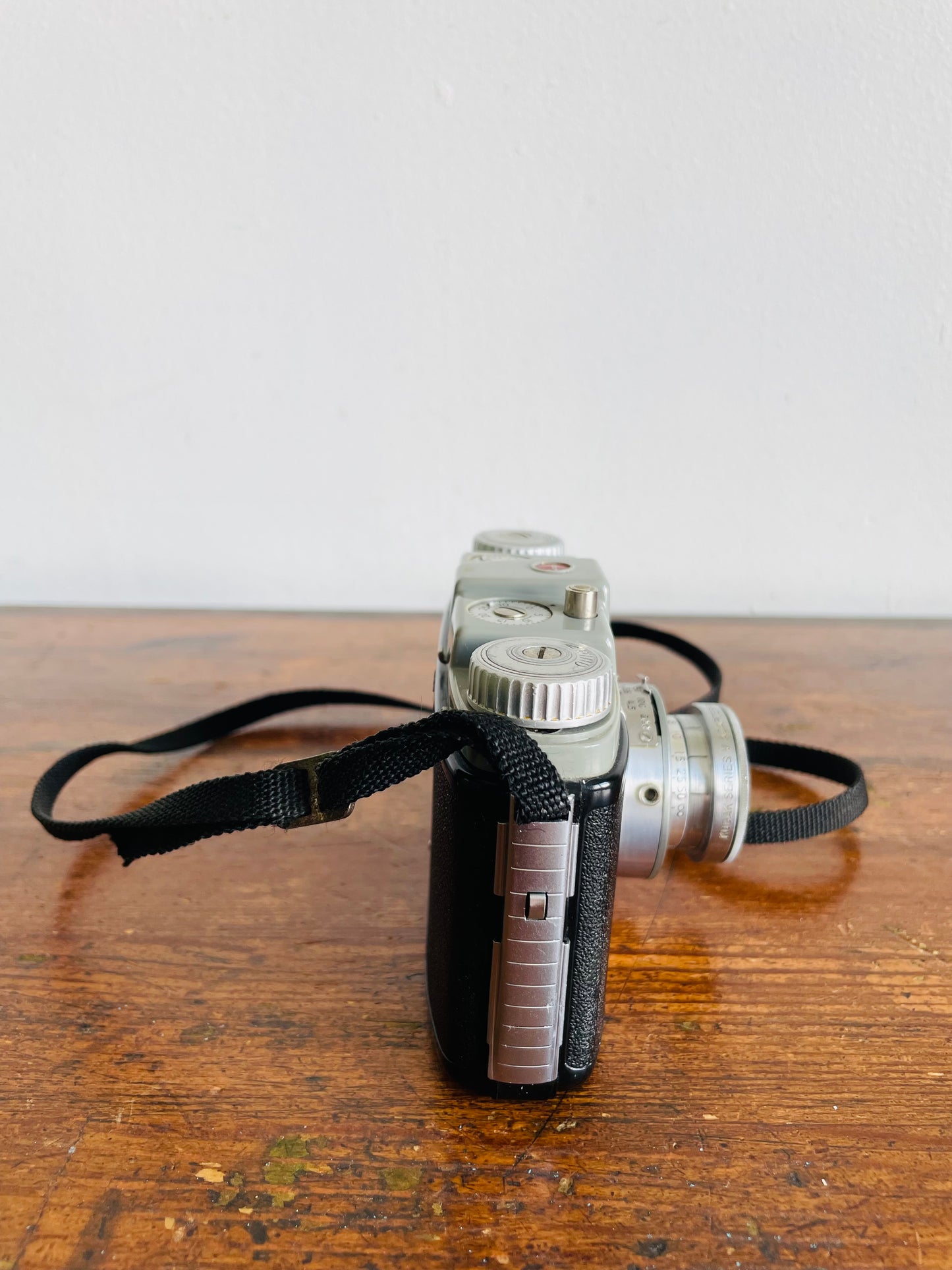 Vintage Kodak Pony 35 Camera - Anaston Lens 51mm f/4.5 - Kodak Flash 200 Shutter