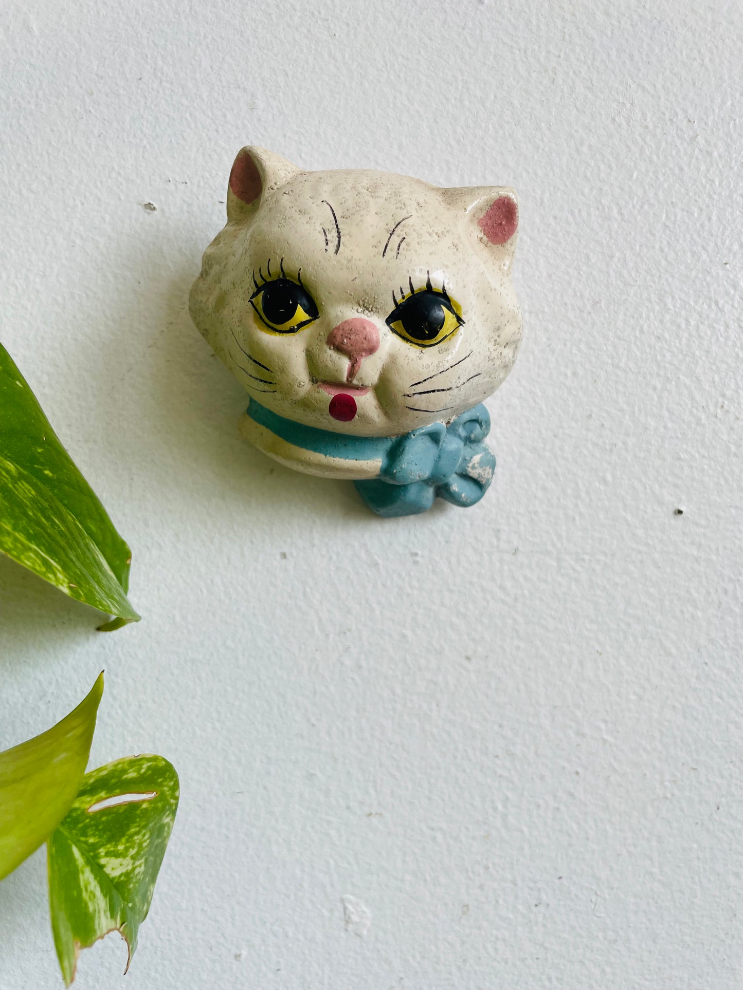 Chalkware Cat Face Wall Hanging - Cat Looking Straight