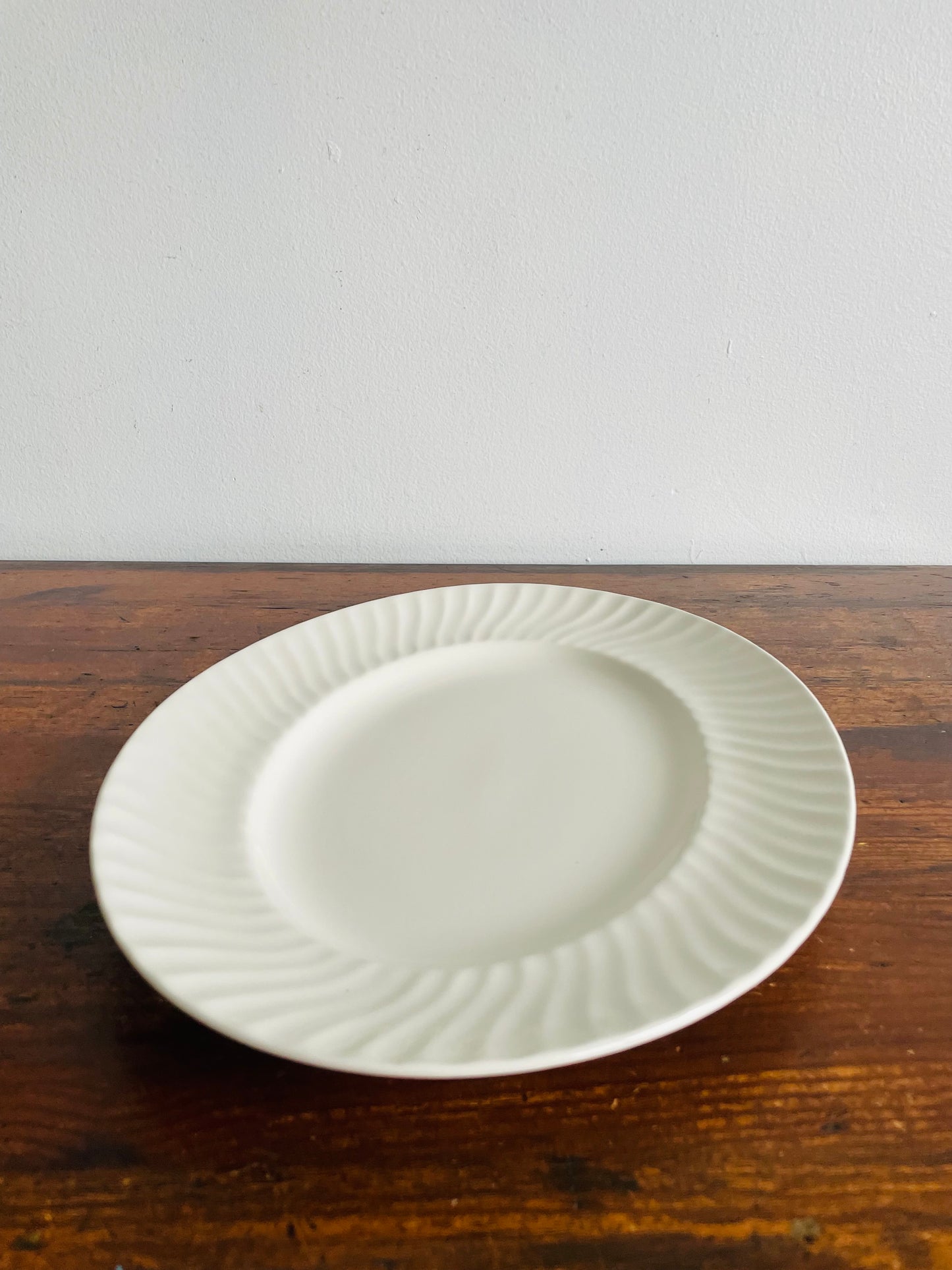 Barratts of Staffordshire England Bloomingdale's White Serving Plate