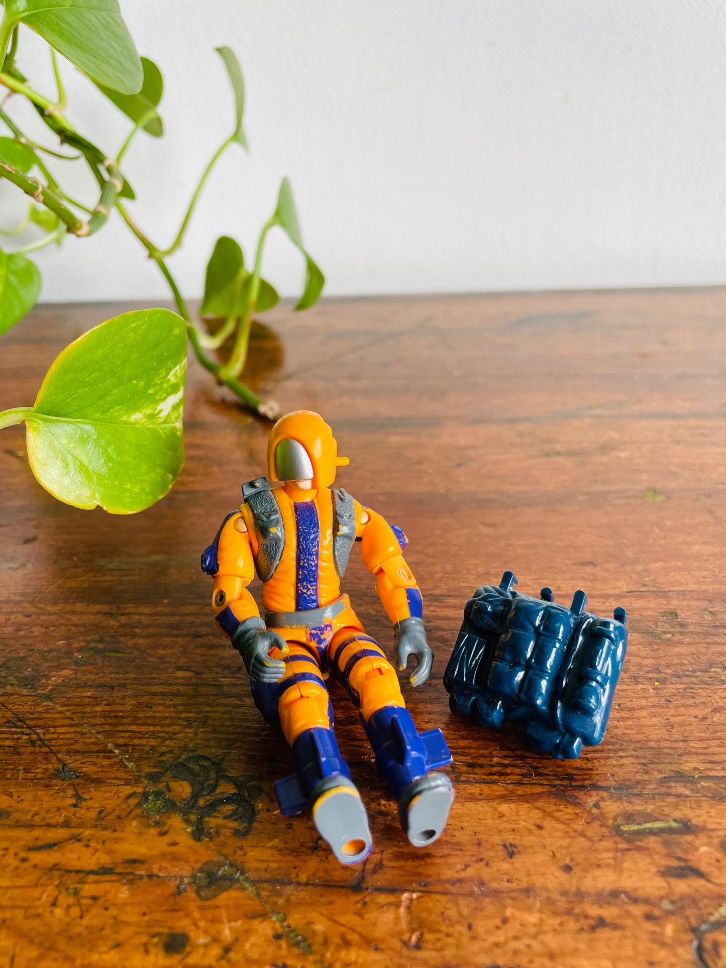 Vintage 1989 Hasbro Action Figure Toy - G.I. Joe H.E.A.T. Viper - Includes Backpack Accessory