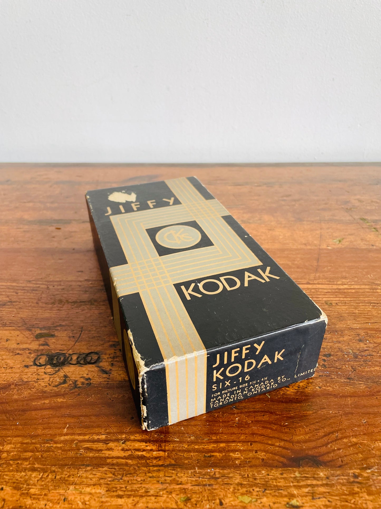 1930s Jiffy Kodak Six-16 Accordion Lens Camera - Made in Canada by Canadian Kodak Company - Comes with Original Box & Instruction Booklet