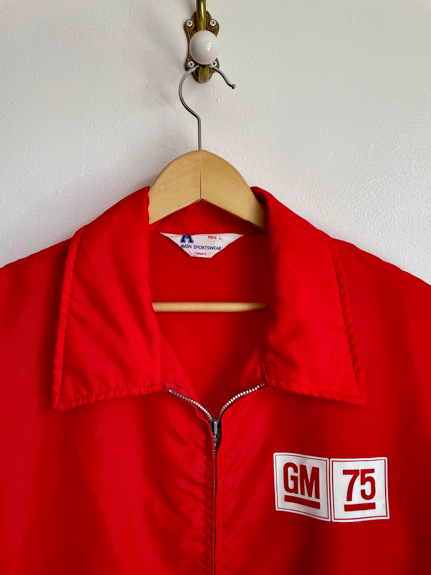 1975 General Motors Red Windbreaker Jacket - Avon Sportswear Toronto - Men's Size Large - GM 75