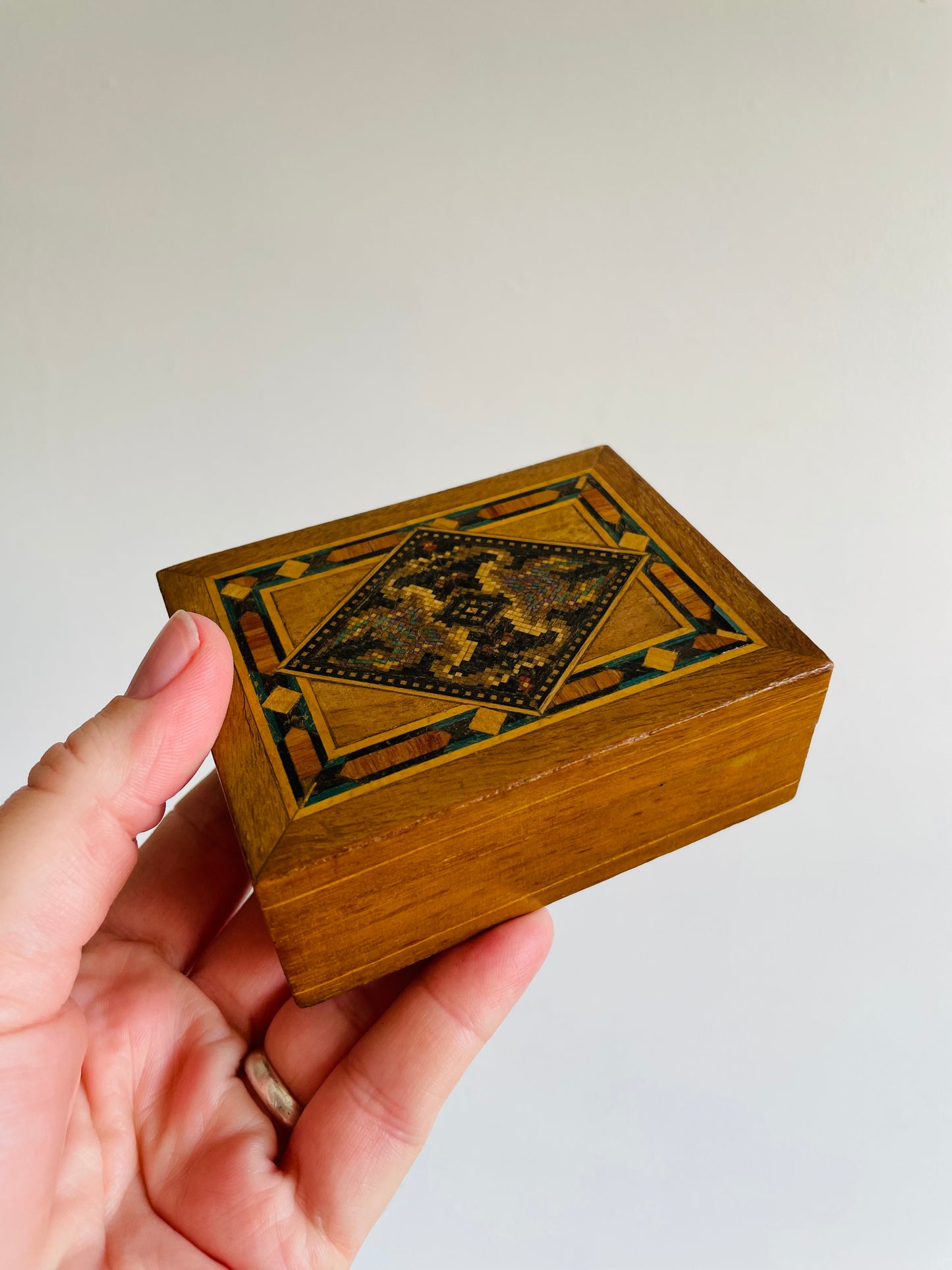 Antique Tunbridge Ware Wood Box with Mosaic Inlaid Pattern - Trinkets or Jewellery!