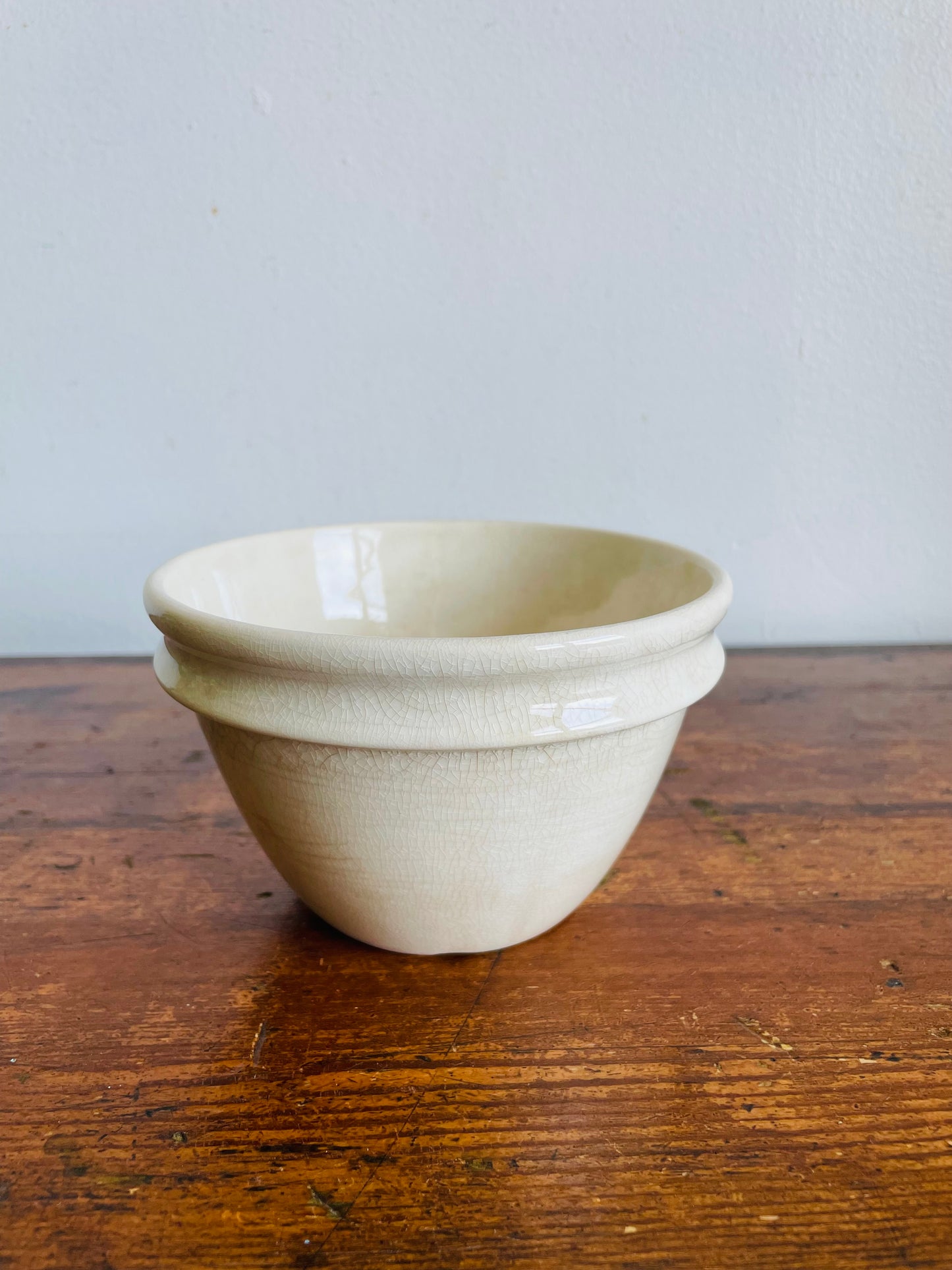 Vintage Crazed Patina White Pudding Bowl - Church Gresley England - T. G. Green & Co.