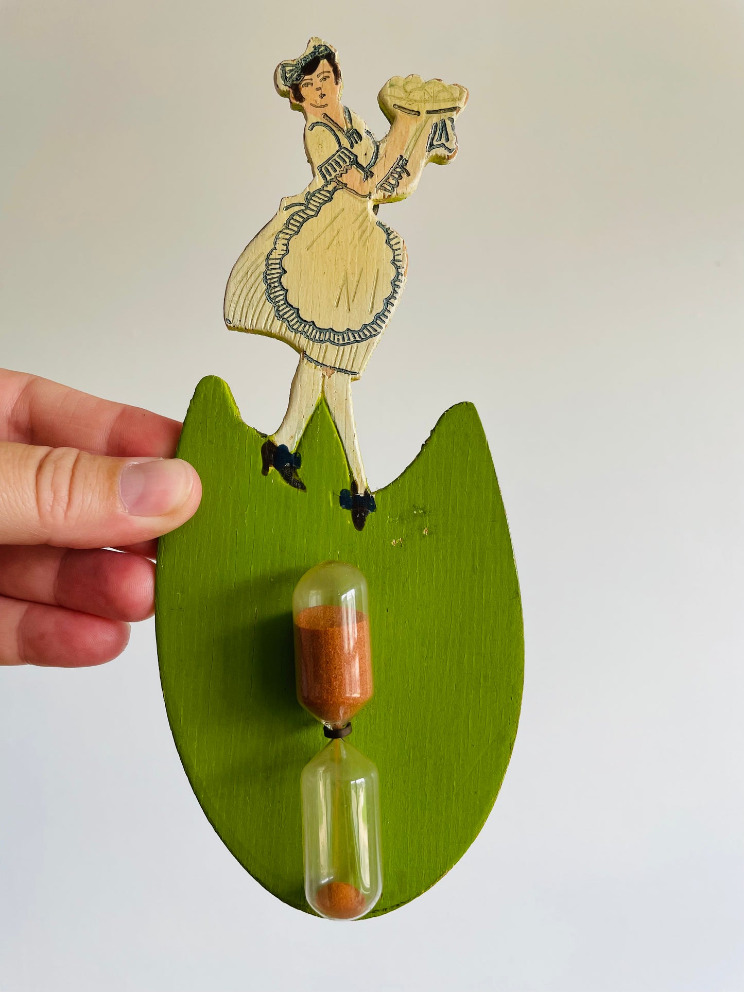 Wooden Magnetic Hourglass Timer with Kitschy Graphic - Made in Germany