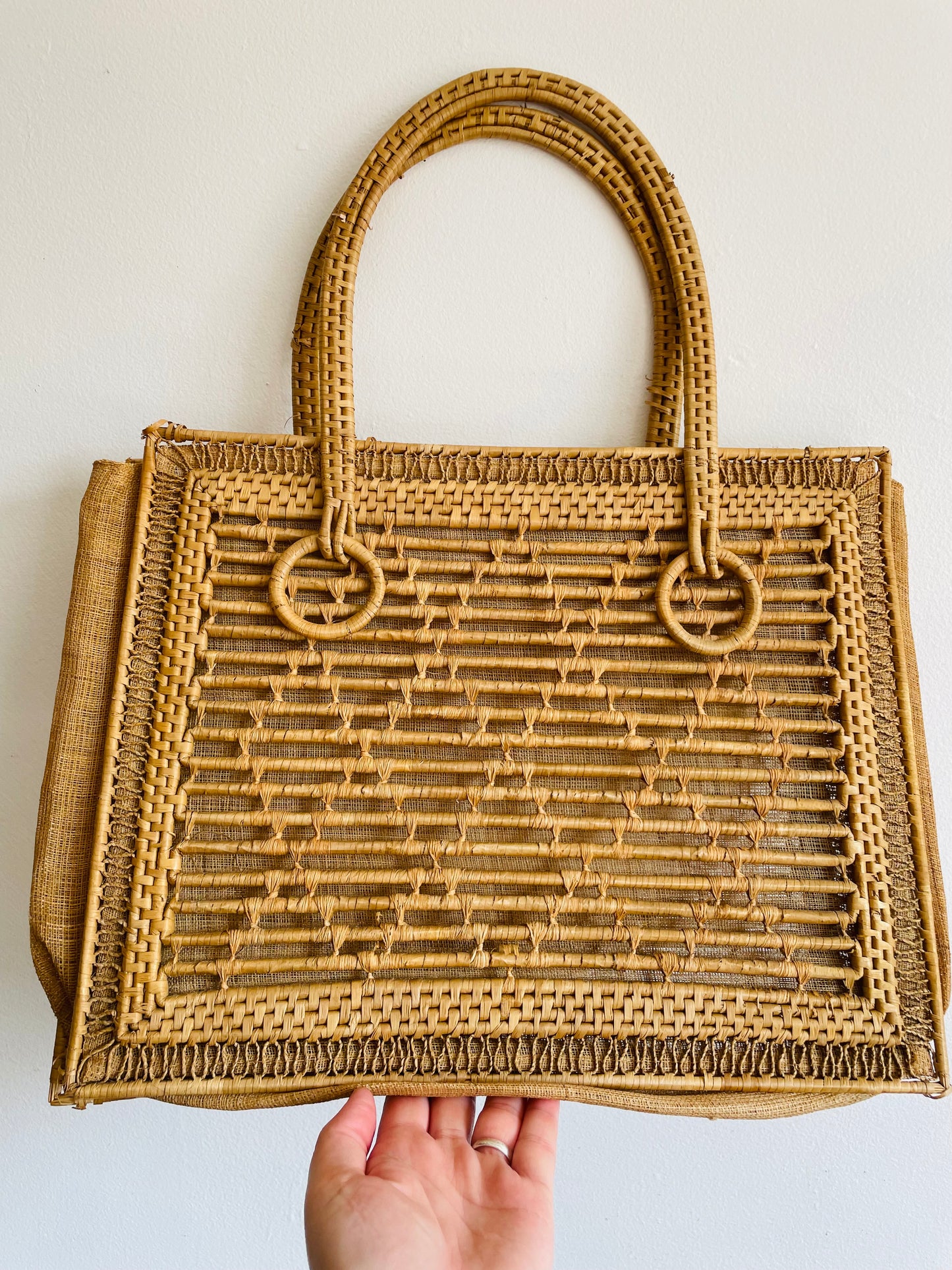 Woven Straw Rattan with Mesh Sides Purse