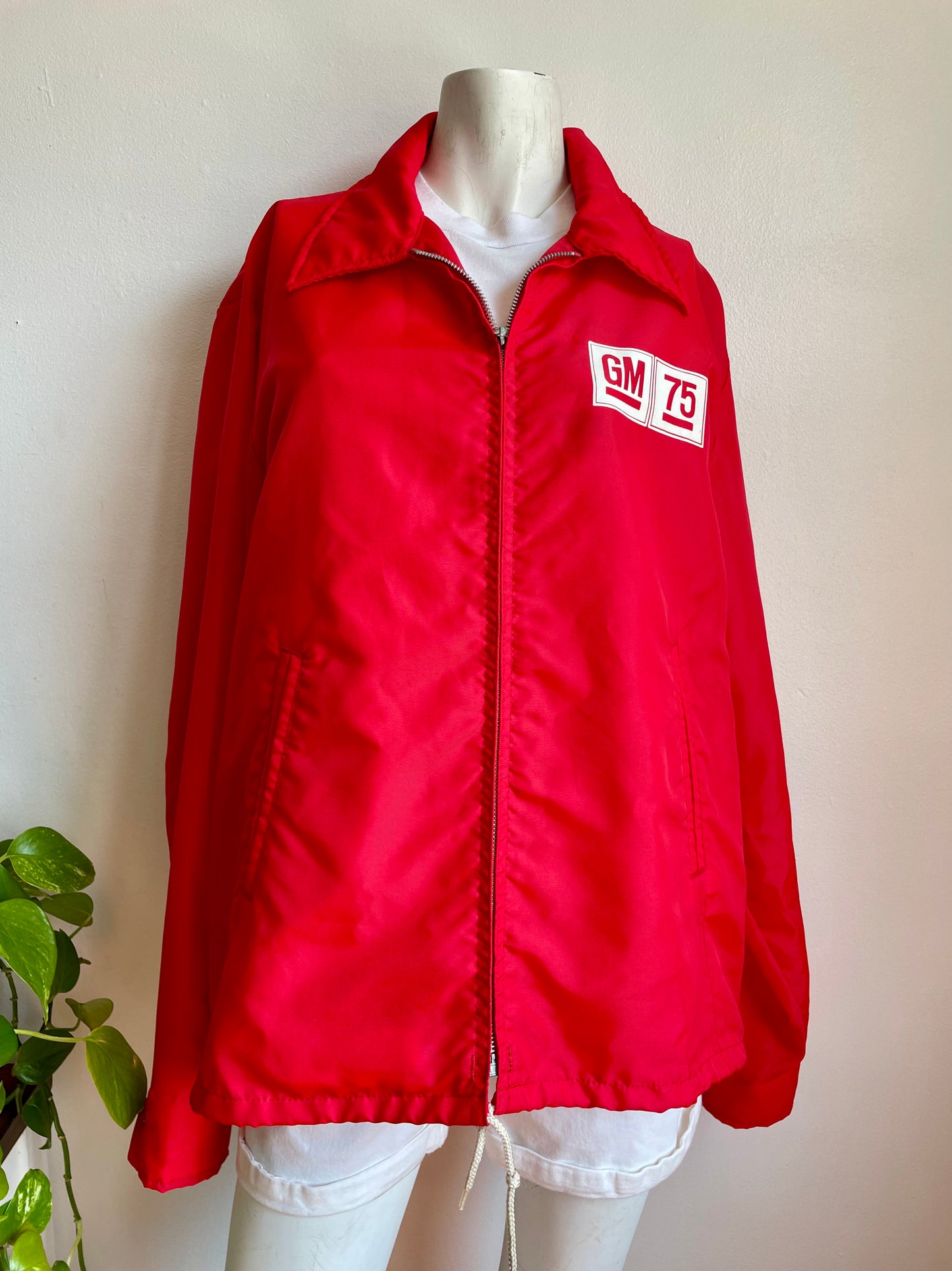 1975 General Motors Red Windbreaker Jacket - Avon Sportswear Toronto - Men's Size Large - GM 75