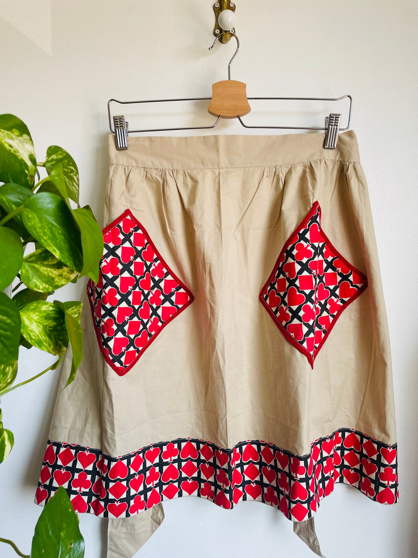 Game Night Waist Tie Apron with Pockets & Card Deck Graphics - Red Clubs, Diamonds, Hearts & Spades
