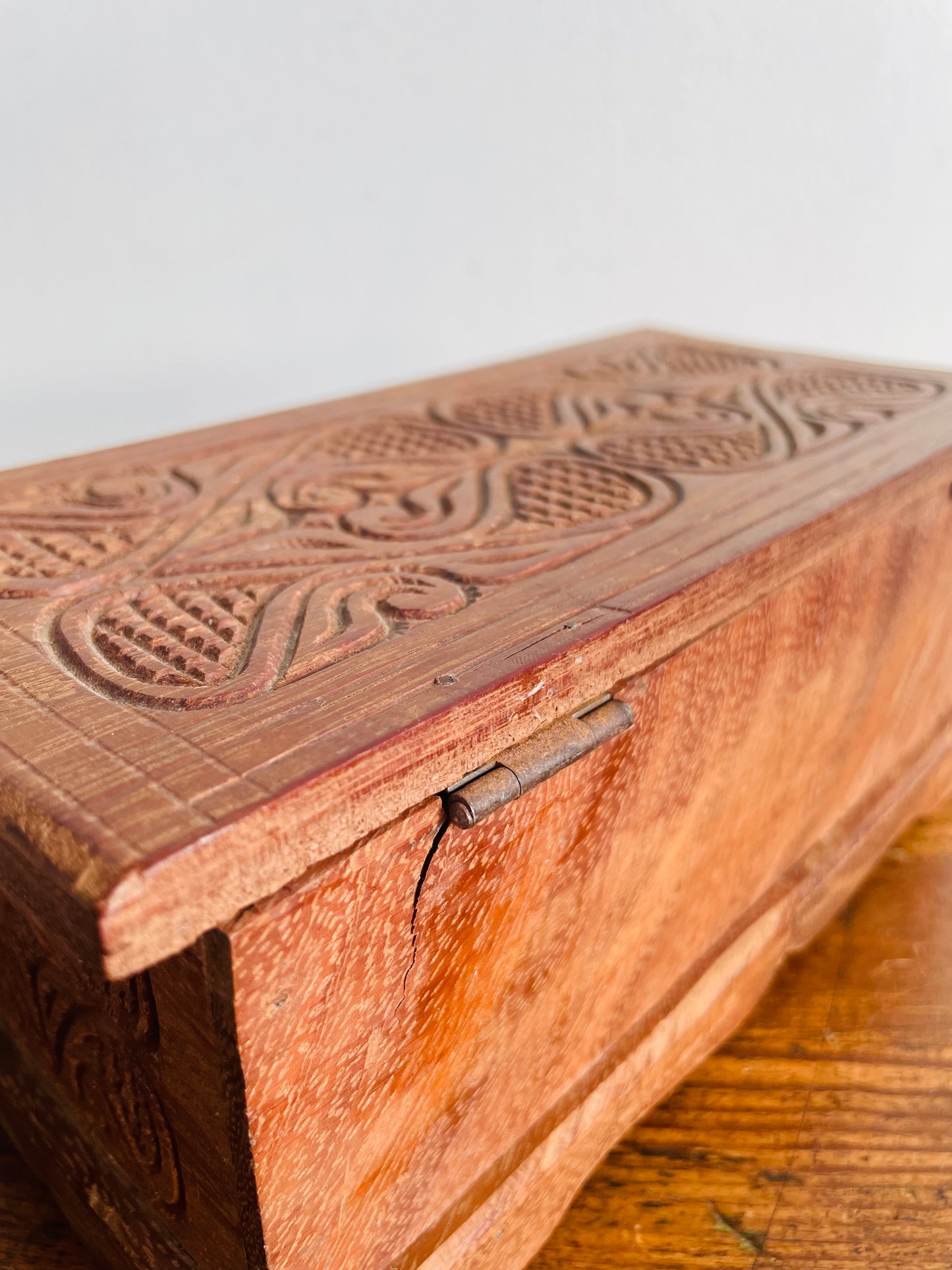 Sturdy Hand Carved Wooden Trinket Box with Interesting Design & Hinged Lid