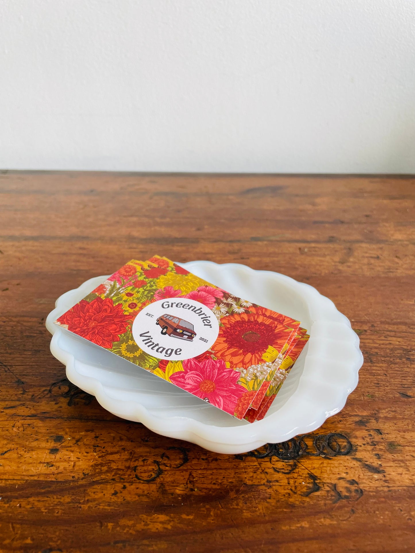 Milk Glass Shell Shaped Trinket Dish - Great for Jewellery, Soap, Scrubber, Business Cards, Etc.