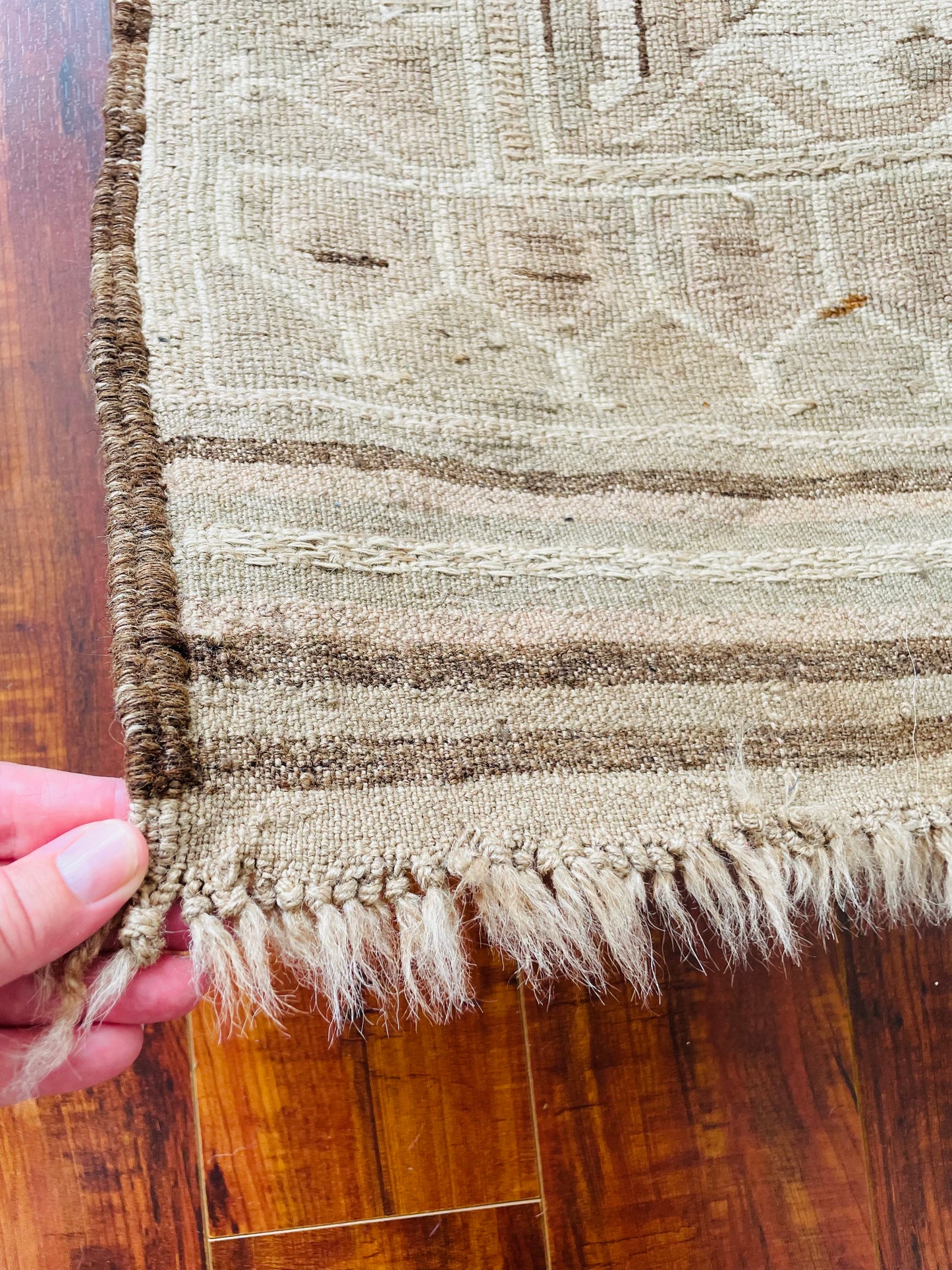 Hand Knotted Throw Rug with Beautiful Design