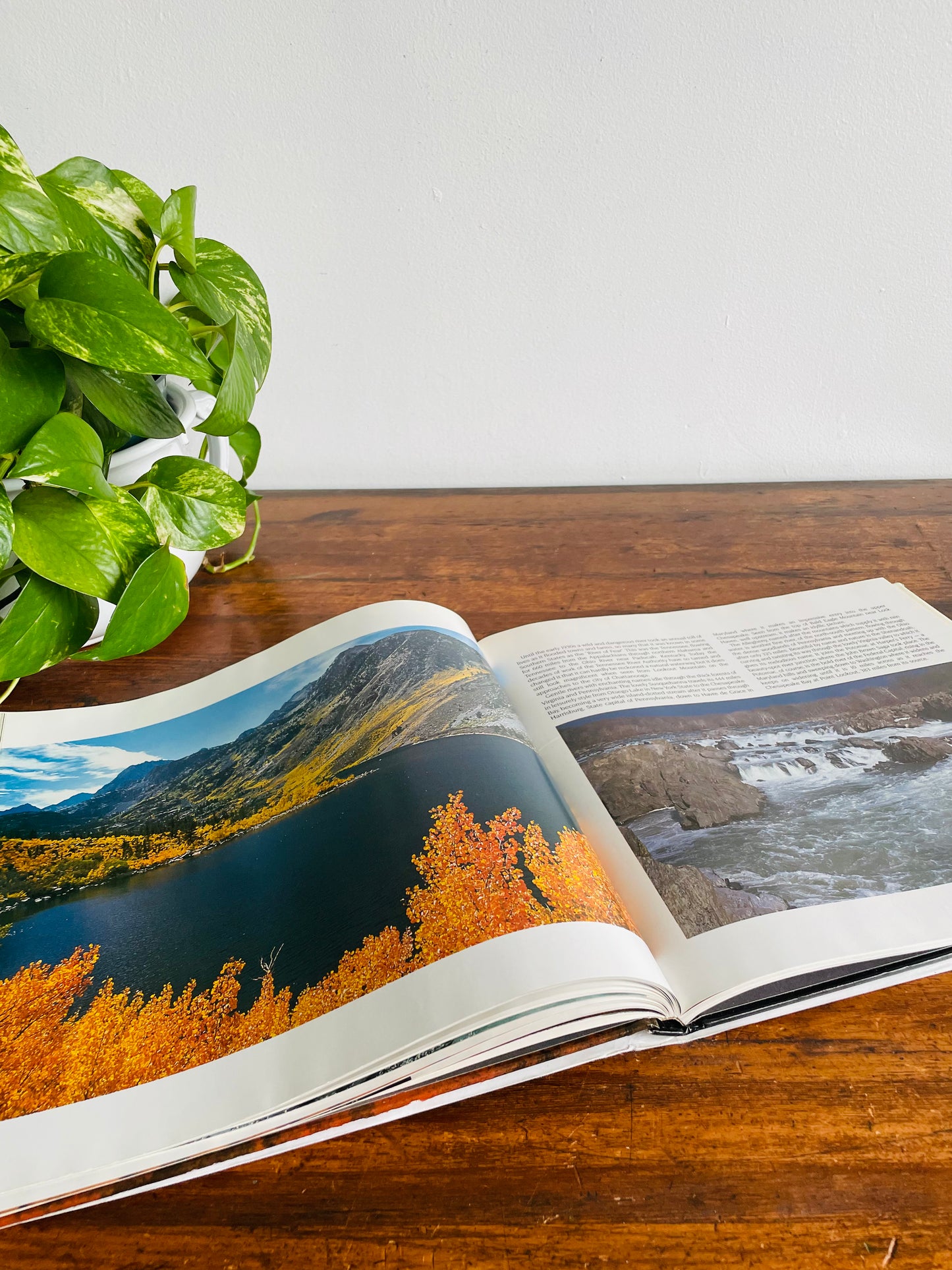 Scenic America by K. Westcott Jones Hardcover Book (1985)