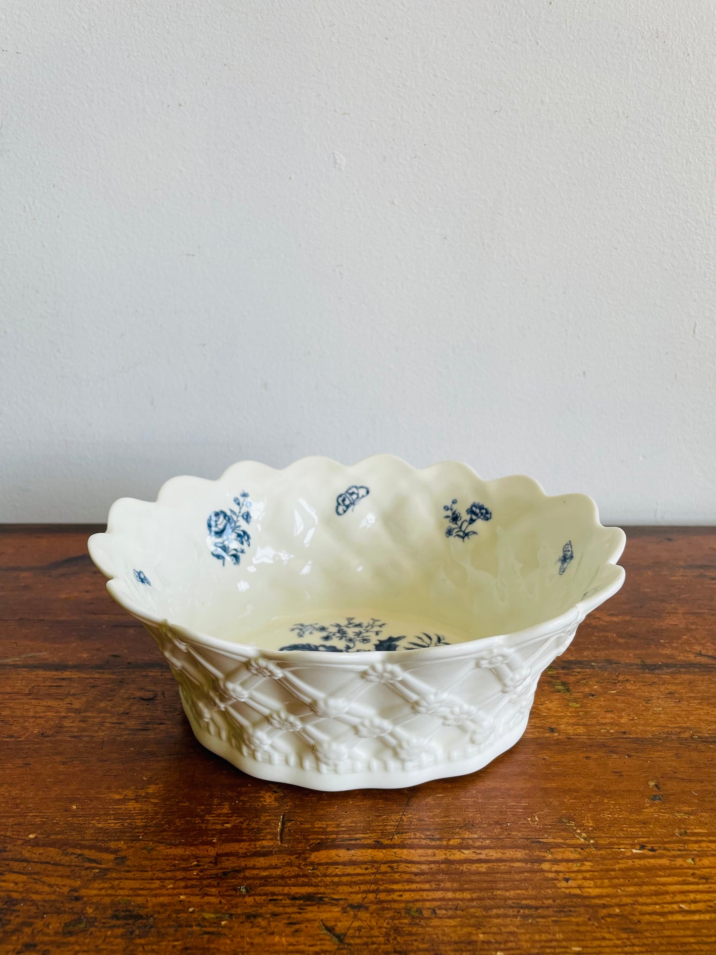 Vintage Royal Worcester "Blue Sprays" Bone China Bowl with Floral Design - Made in England