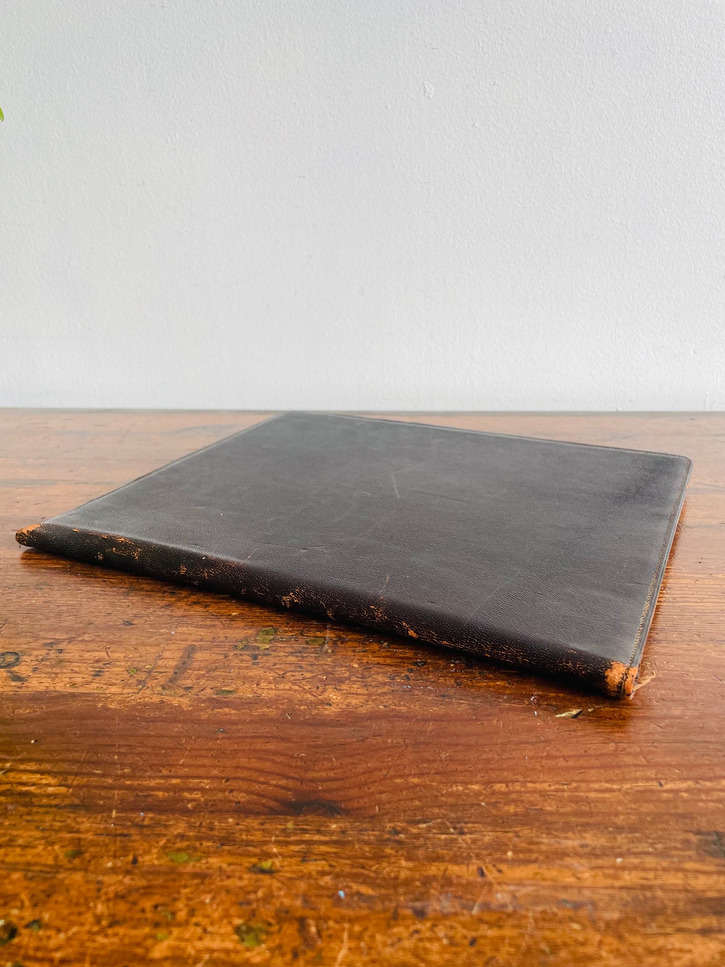Bliss London Folding Leather Double Picture Frame - Made in England - 7" by 9" Photo Size