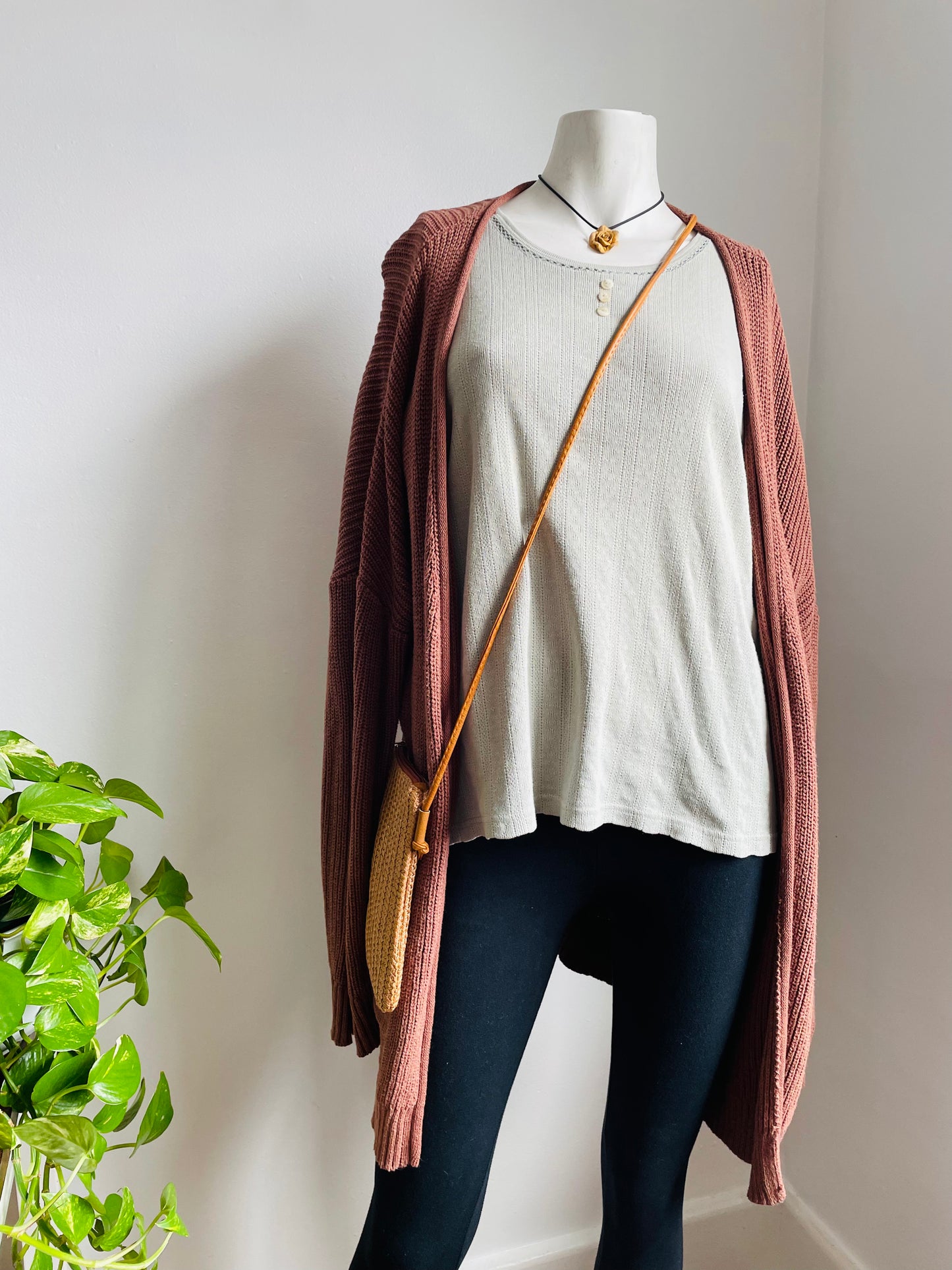 Oblige 100% Cotton Sage Green Cottagecore T-Shirt - Made in Hong Kong - Size Small