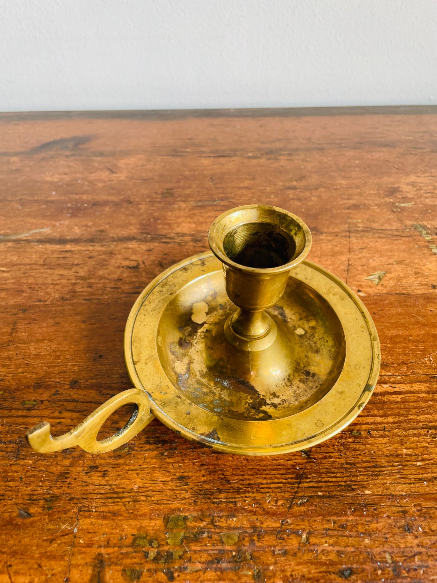 Vintage Solid Brass Chamberstick Candle Holder with Swoop Handle