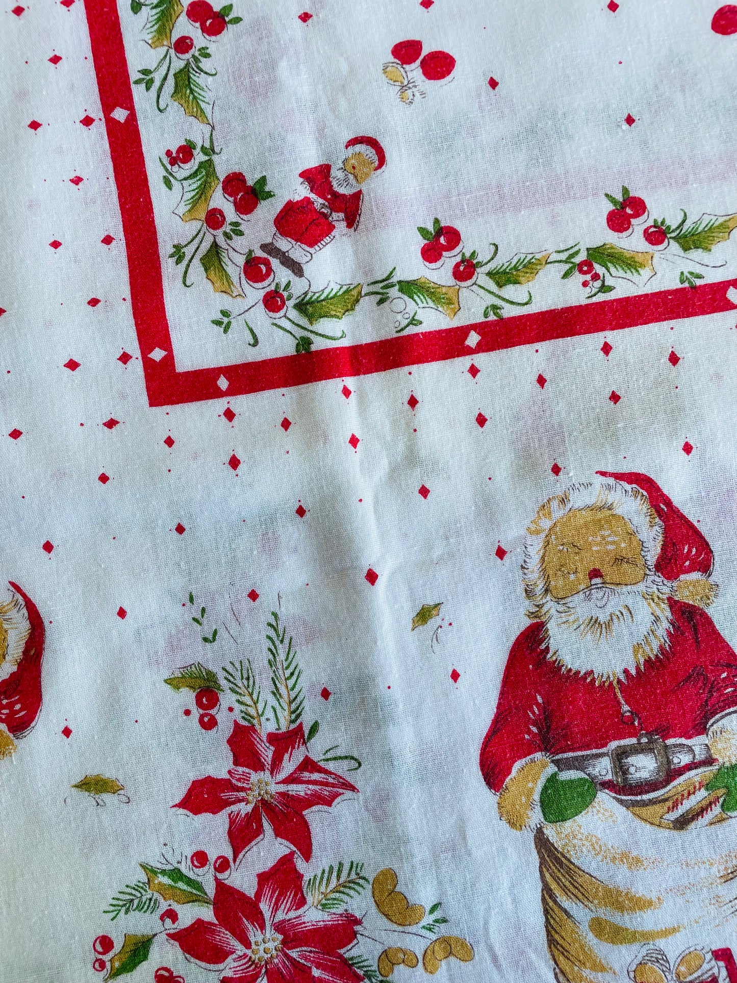 Adorable Santa with Sack of Presents Rectangular Cotton Tablecloth