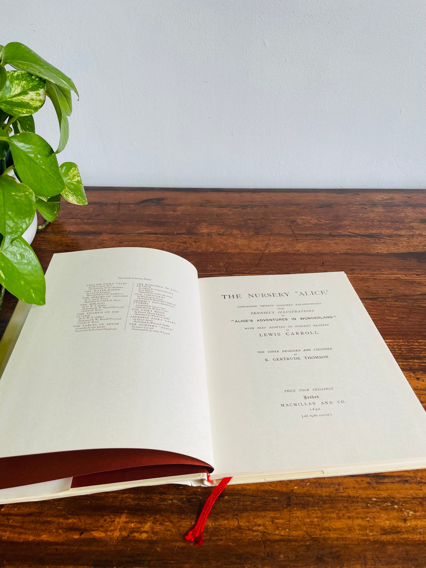 The Nursery Alice by Lewis Carroll Hardcover Book - 1980 Reprint