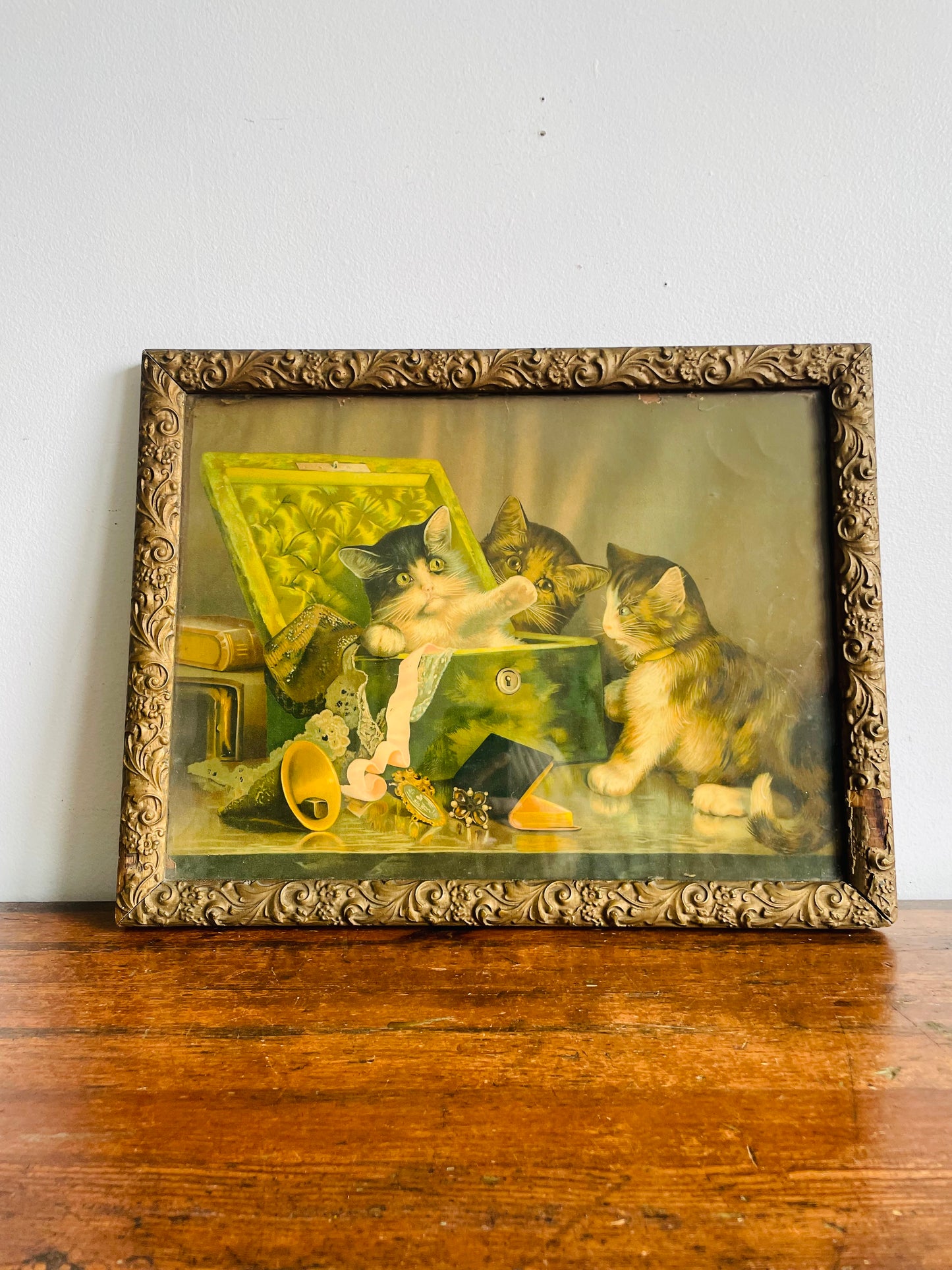 Antique Print Picture of Three Cats Playing in Jewellery Box - Stunning Gold Frame with Ornate Flower & Leaf Design