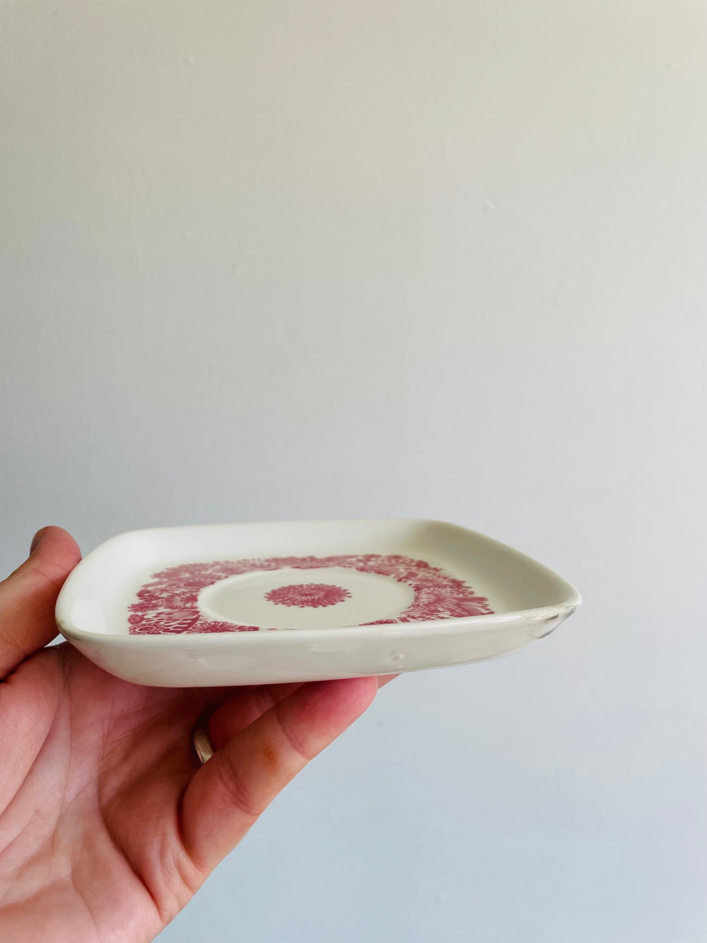Figgjo Flint Norway Turi-Design "Arden" Set of 5 Pieces - Two Square Saucer Plates & Three Tea Cups