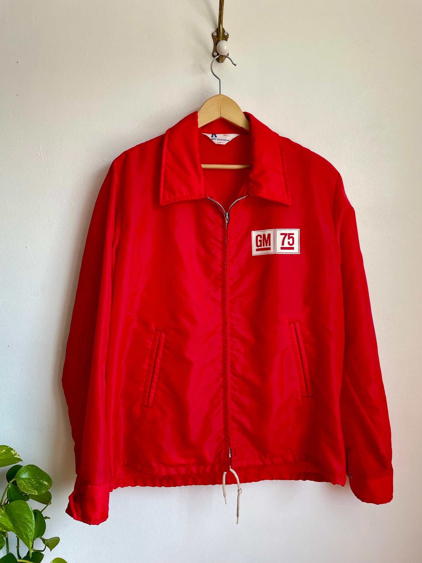 1975 General Motors Red Windbreaker Jacket - Avon Sportswear Toronto - Men's Size Large - GM 75