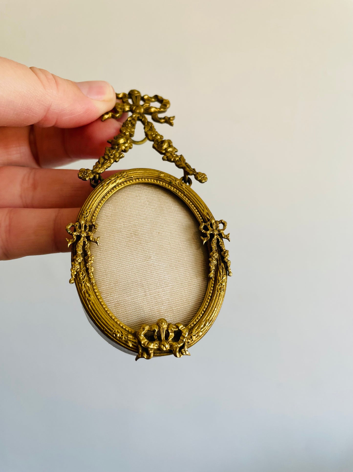 Antique Miniature Hanging Oval Brass Picture Frame with Ornate Bows, Ribbons & Flowers