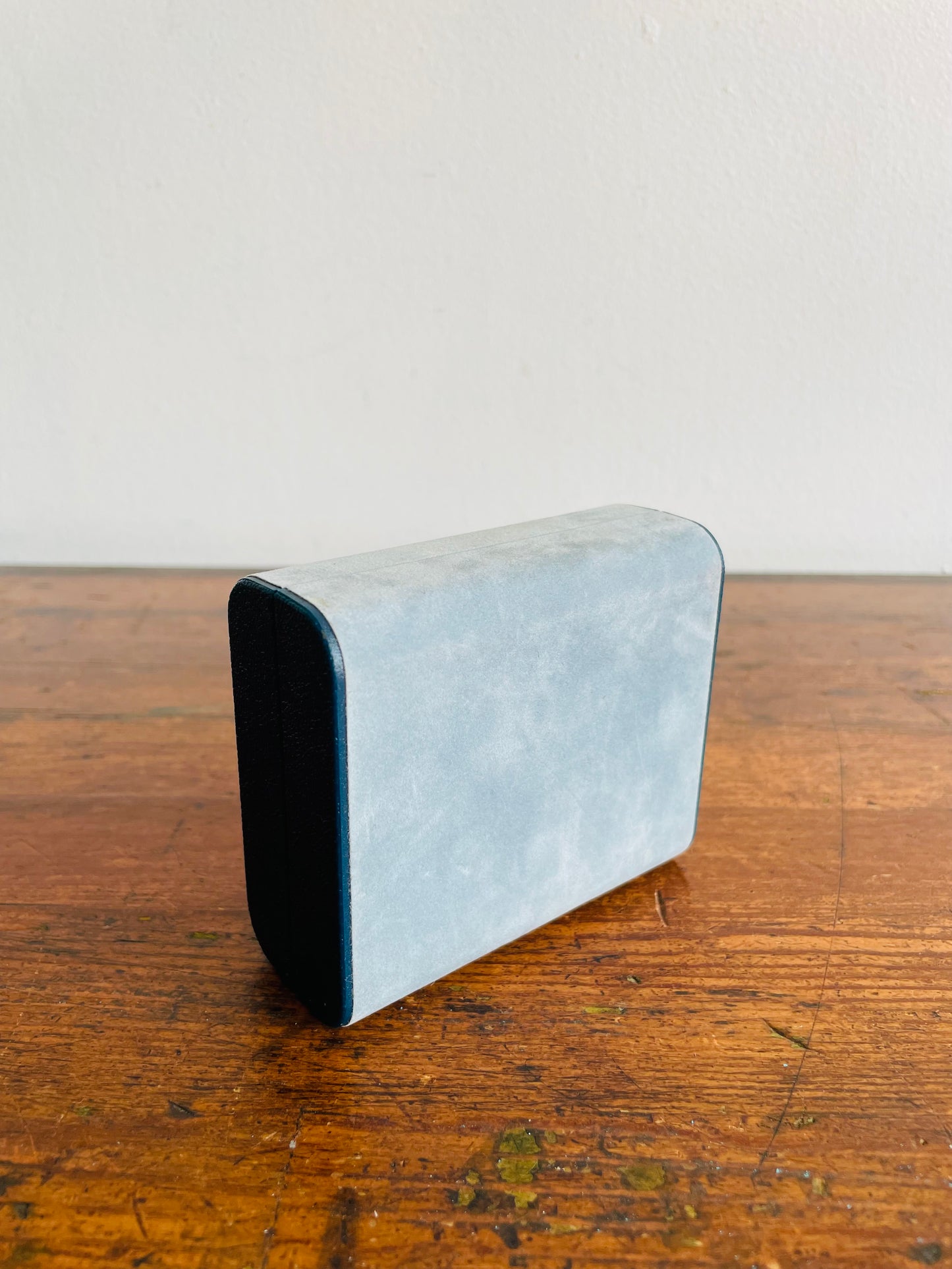 Design Philipp Hard Shell Powder Blue Velvet Jewellery Travel Case for Earrings with Rose Emblem - Has Mirror Inside & Can Hold 6 Pairs of Earrings - Made in Great Britain