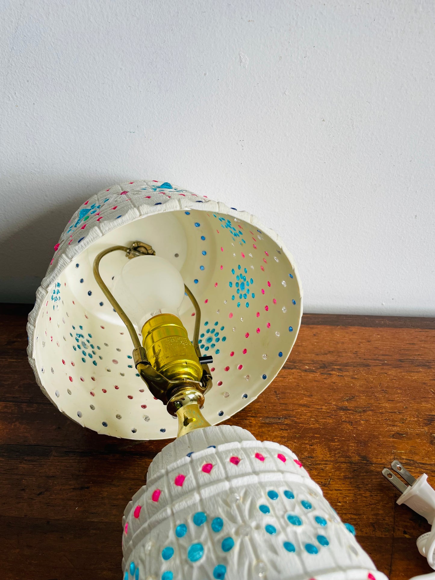 MCM Plastic Lawnware Table Lamp with Brightly Coloured Beads - Pink, Blue & Clear