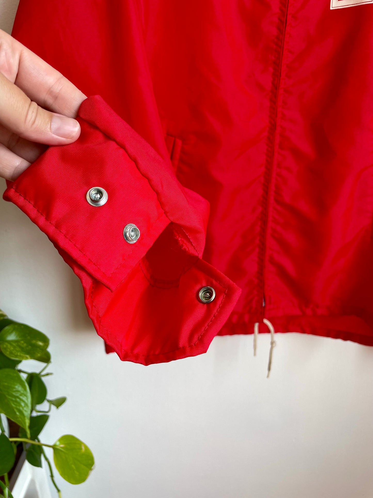 1975 General Motors Red Windbreaker Jacket - Avon Sportswear Toronto - Men's Size Large - GM 75