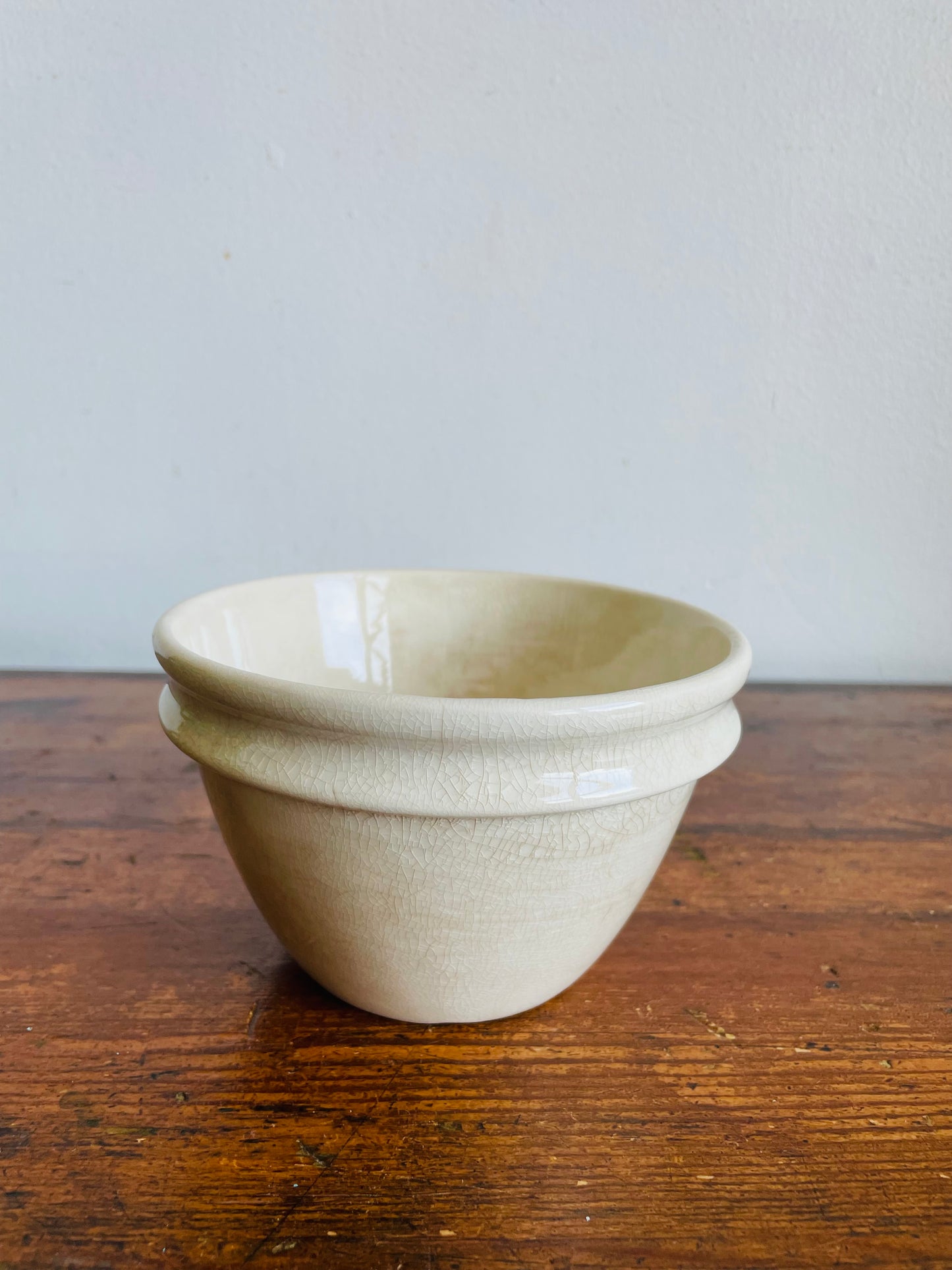 Vintage Crazed Patina White Pudding Bowl - Church Gresley England - T. G. Green & Co.