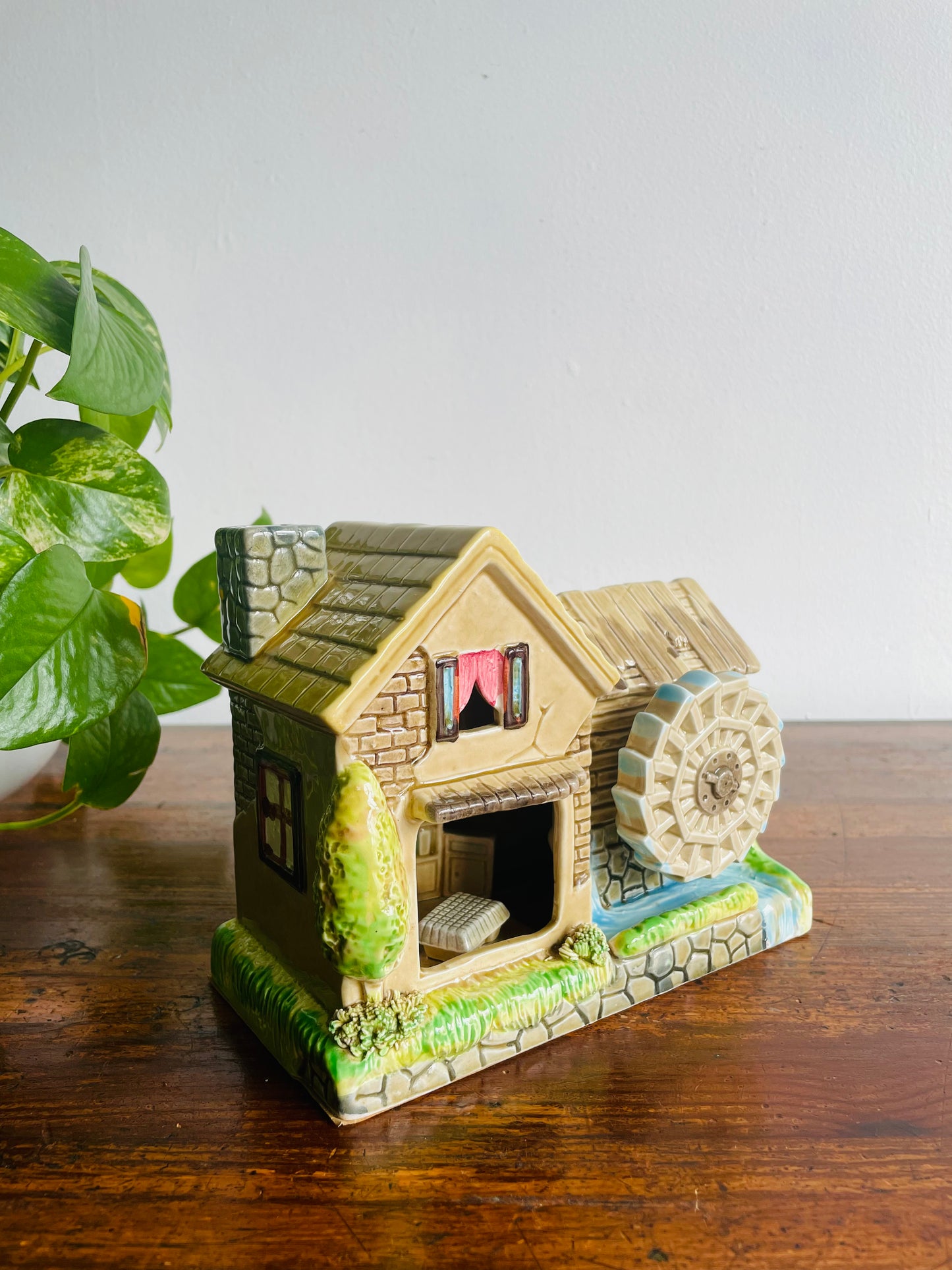 Watermill Cottage House with Dutch People Music Box - Made in Japan